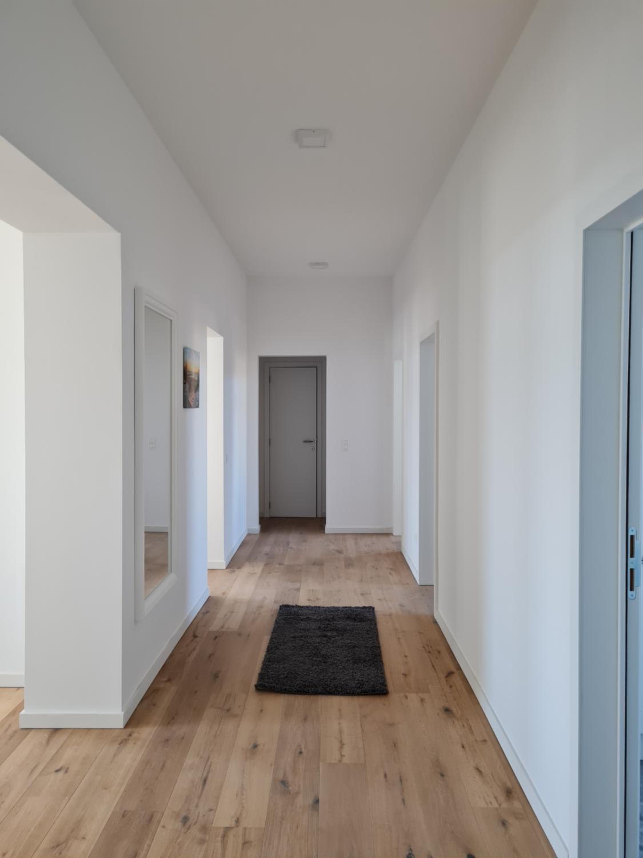 Apartment with Balcony - 2nd Floor - Photo 8