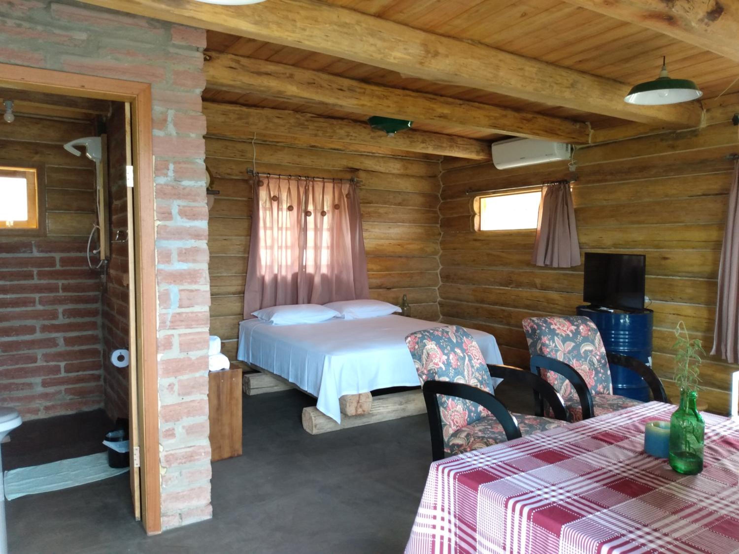 One-Bedroom Chalet - Photo 3