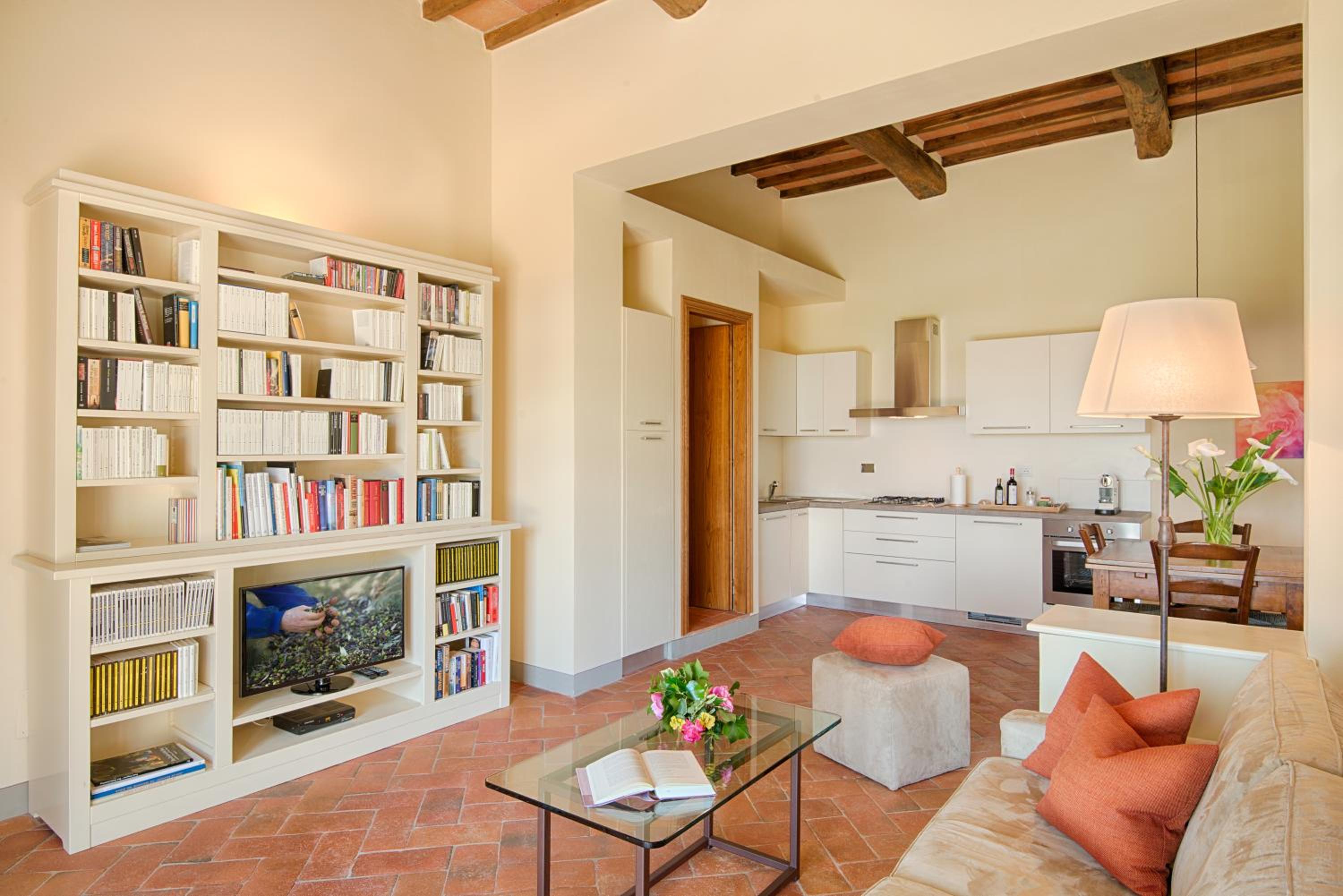Apartment - Ground Floor photo 3