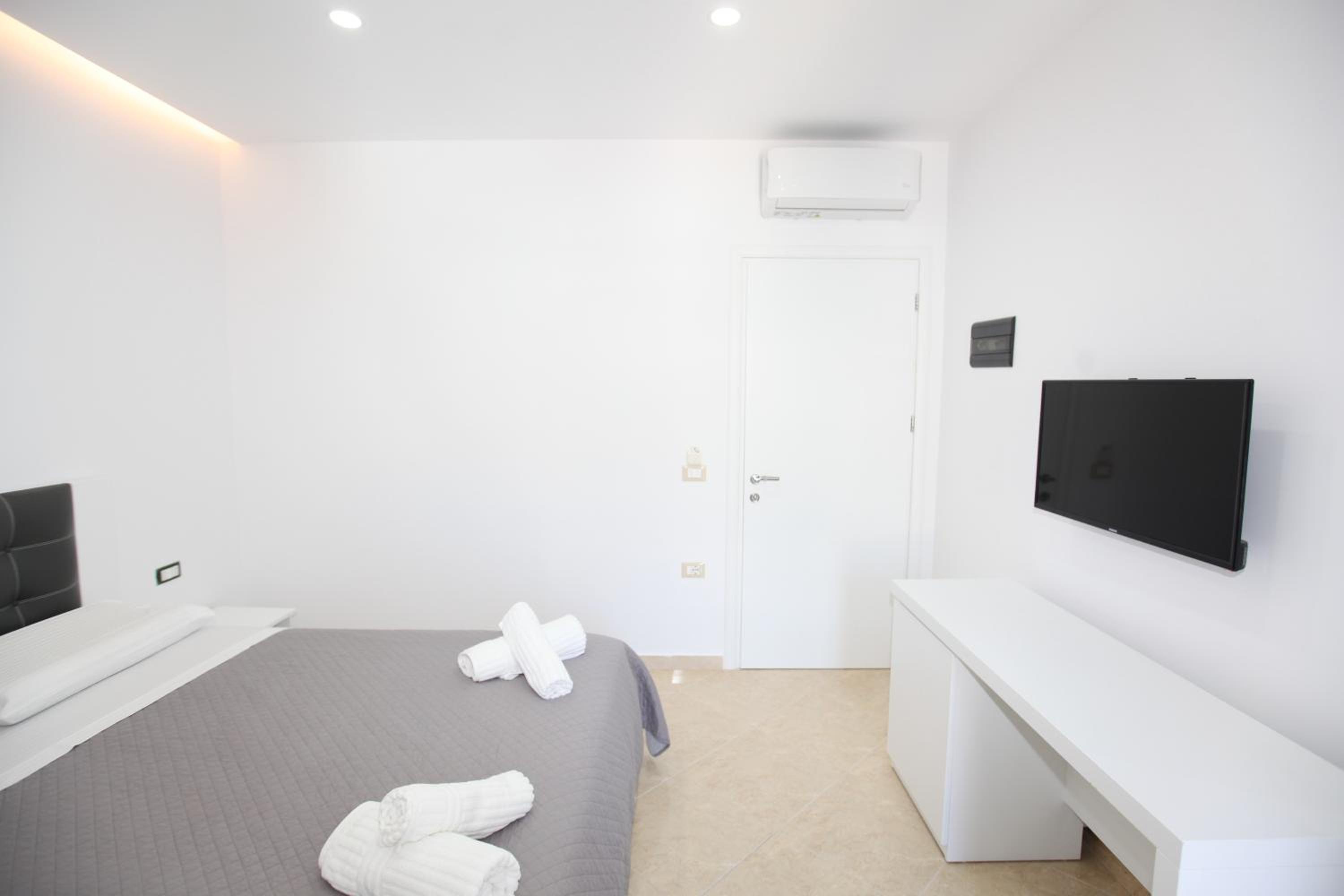 Double Room photo 3