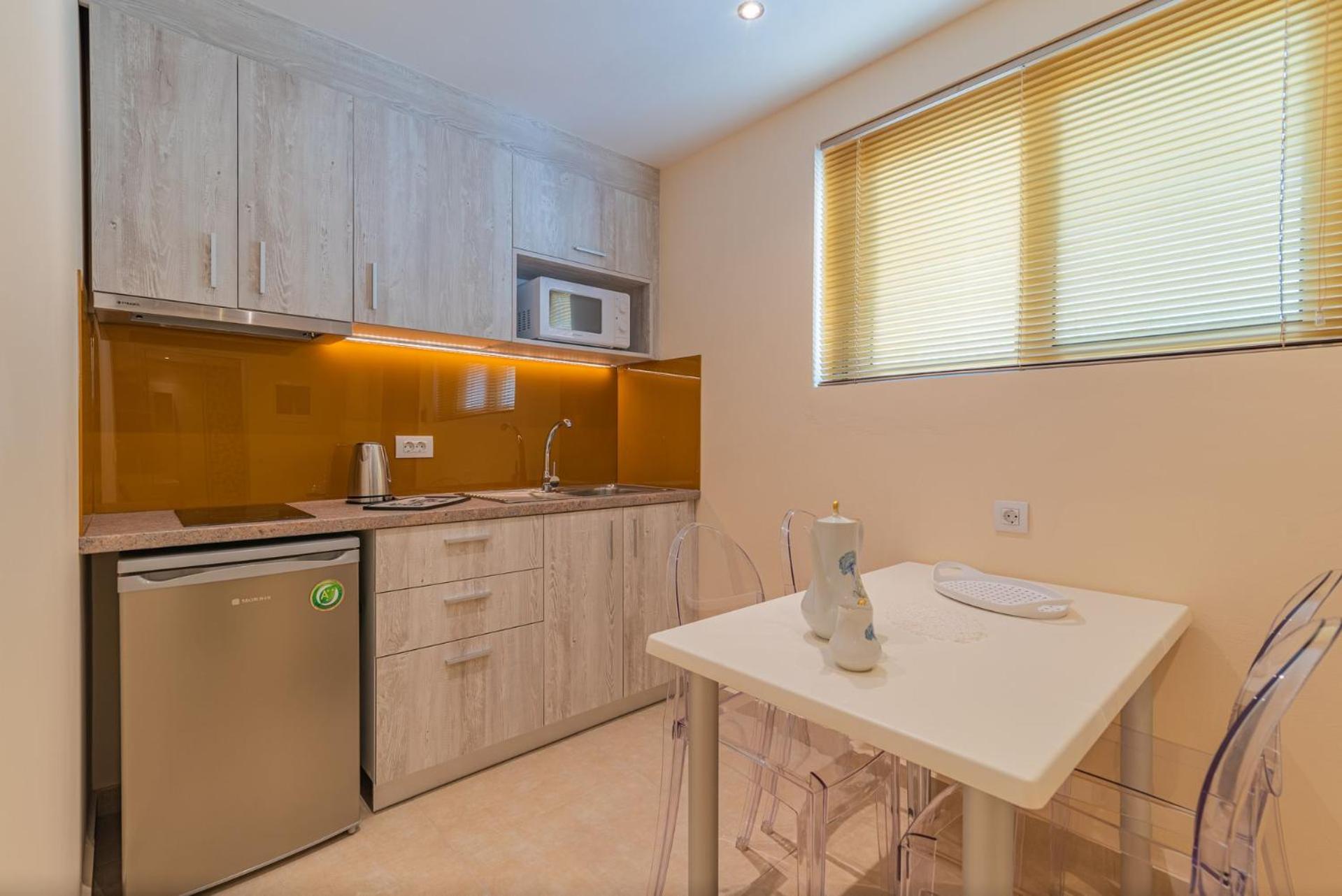 Two-Bedroom Apartment - Photo 6