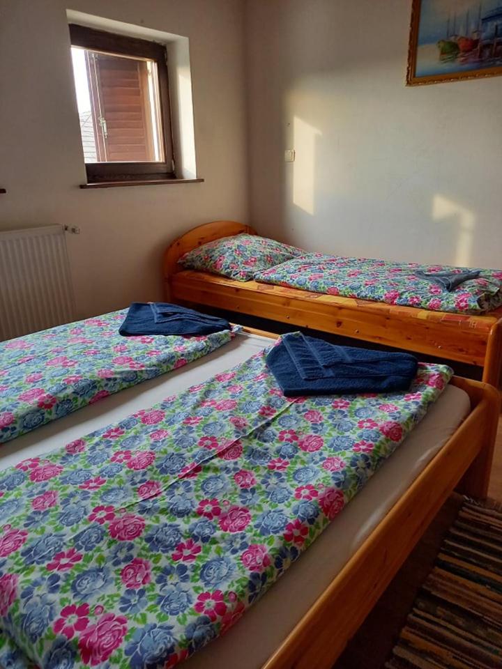 Standard Triple Room - Photo 1