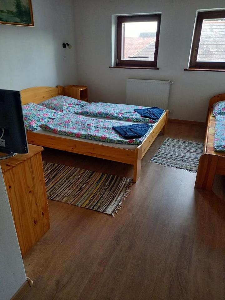 Standard Triple Room - Photo 2