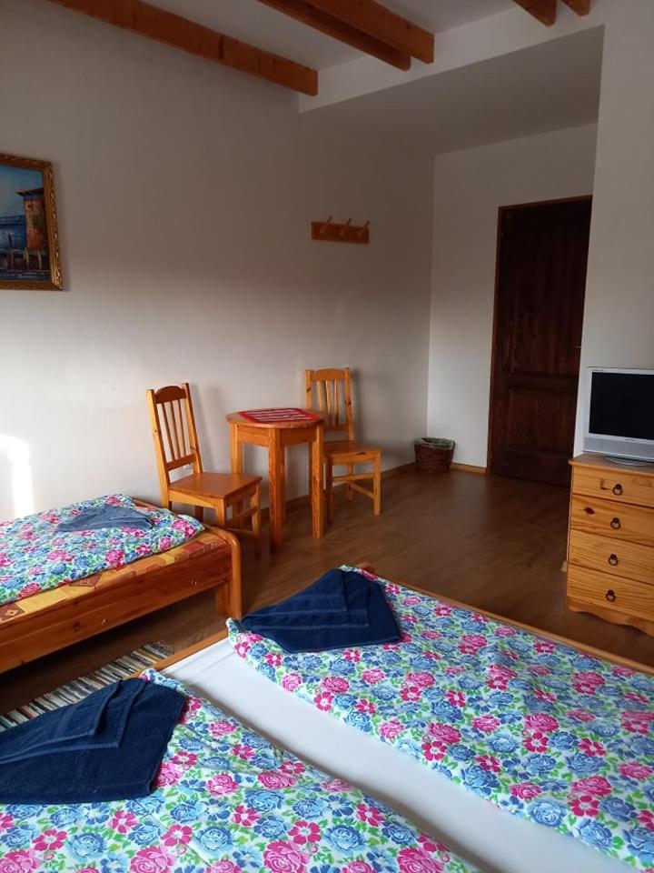 Standard Triple Room - Photo 3