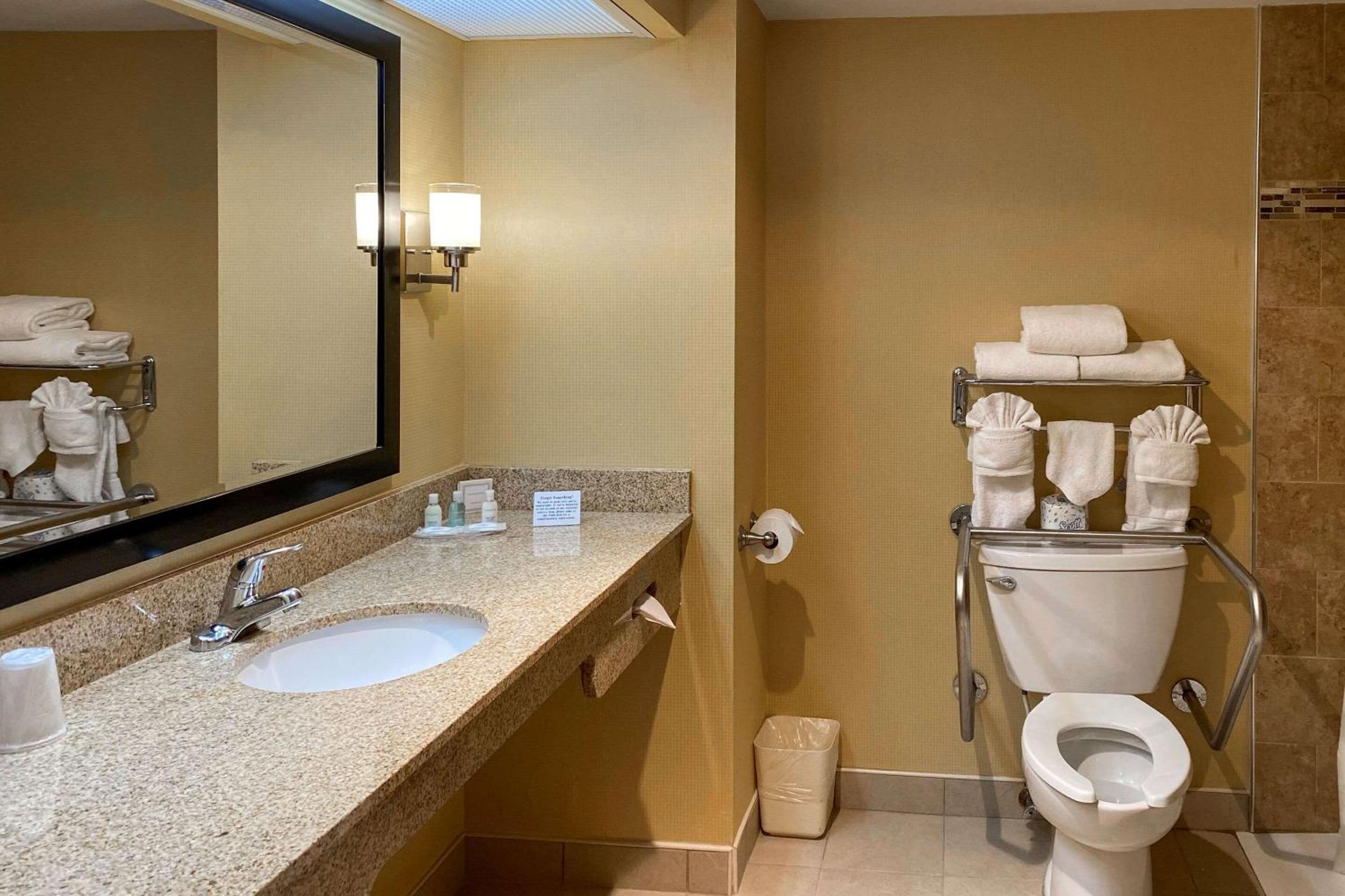 Clarion Hotel & Conference Center Toms River, Foto 3