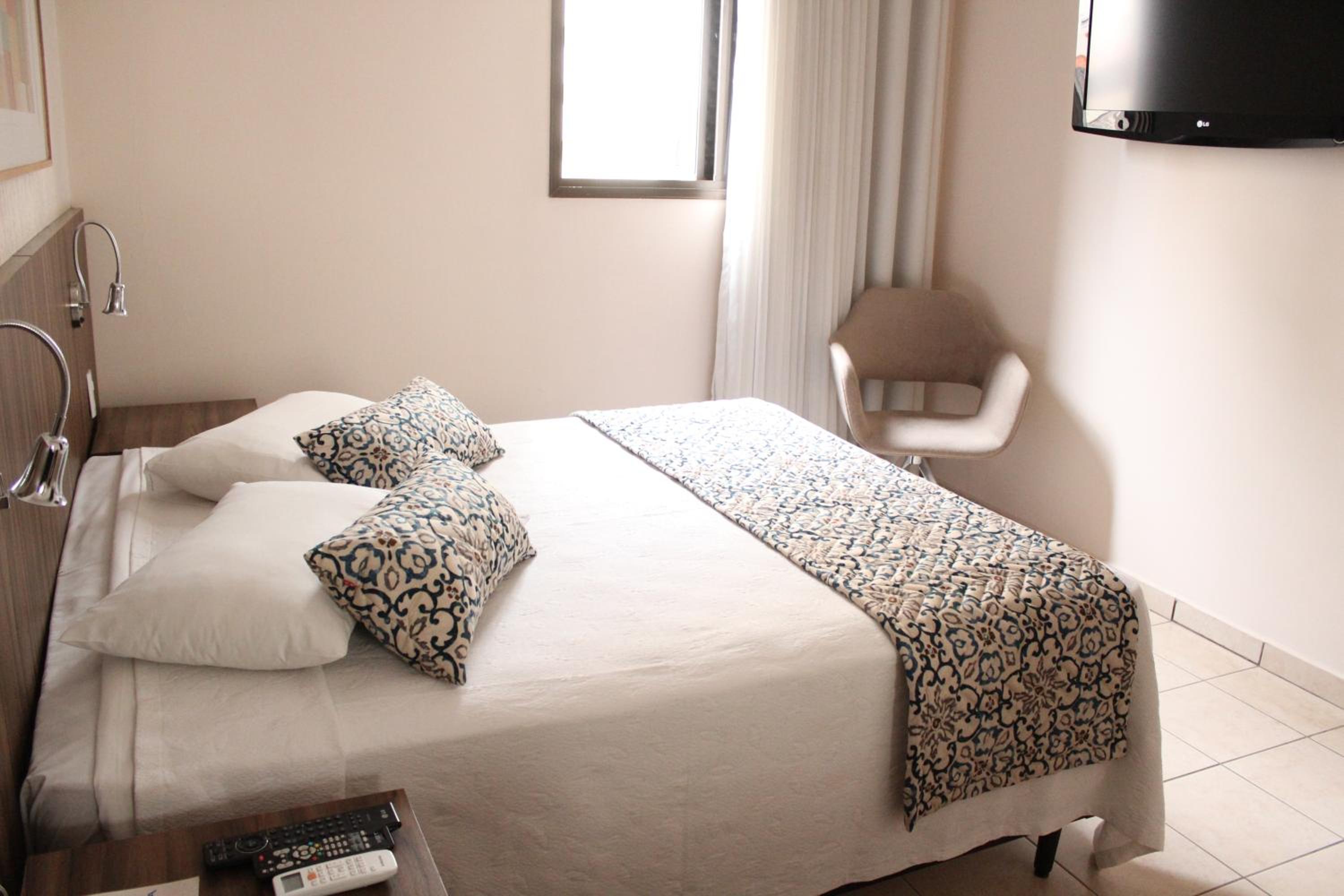 Superior Queen Room photo 1