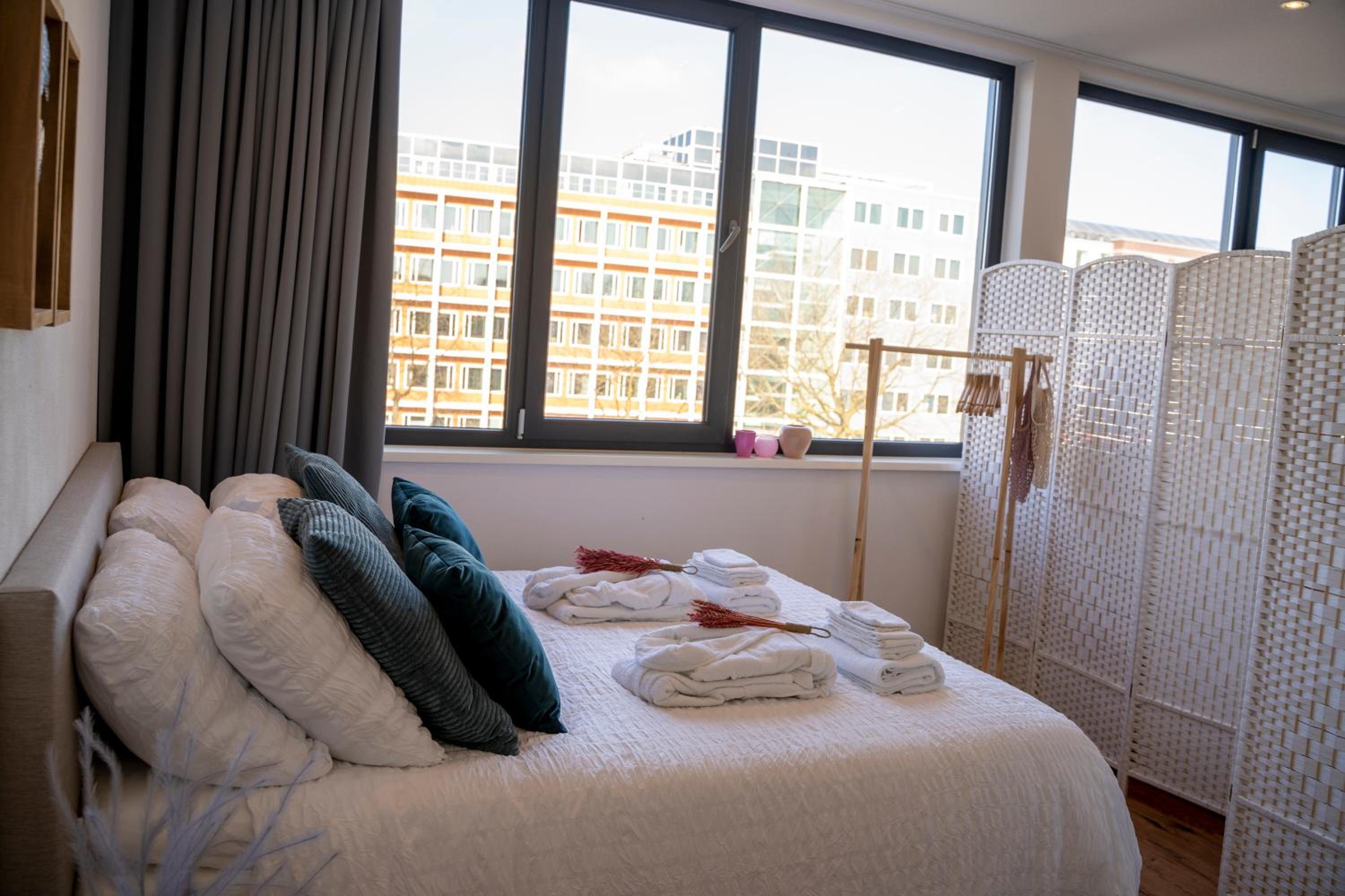 One-Bedroom Apartment - Photo 35