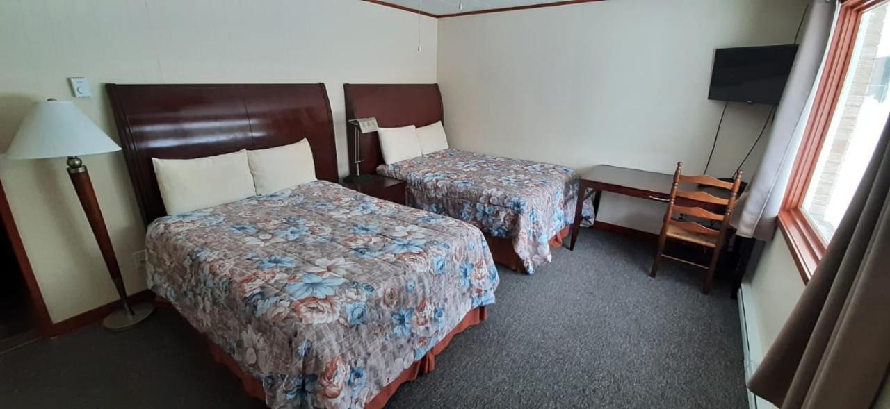 Economy Double Room - Photo 1