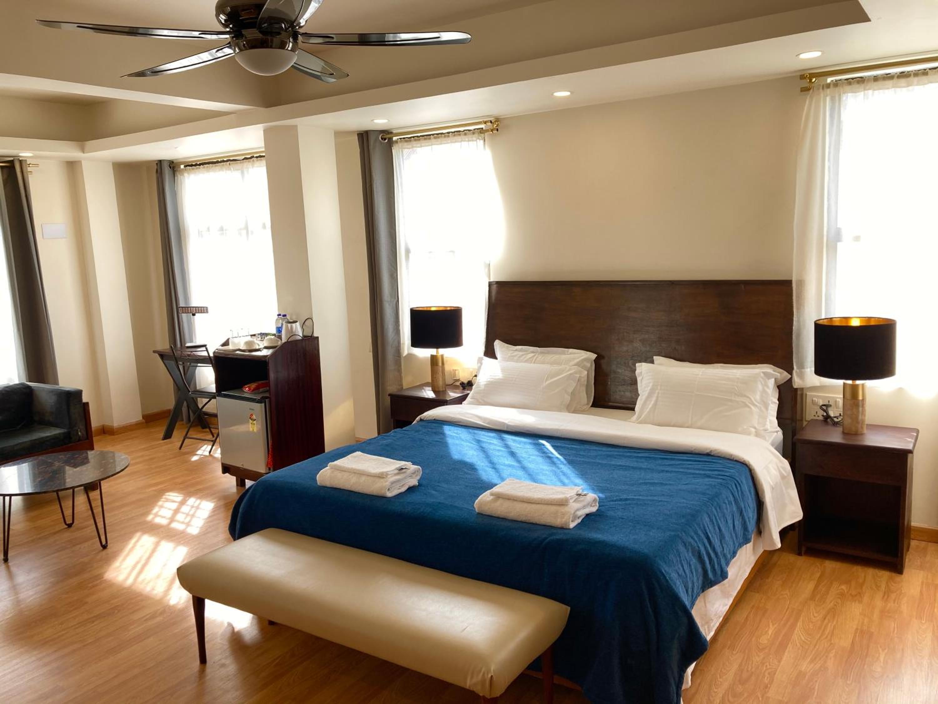King Room with Mountain View