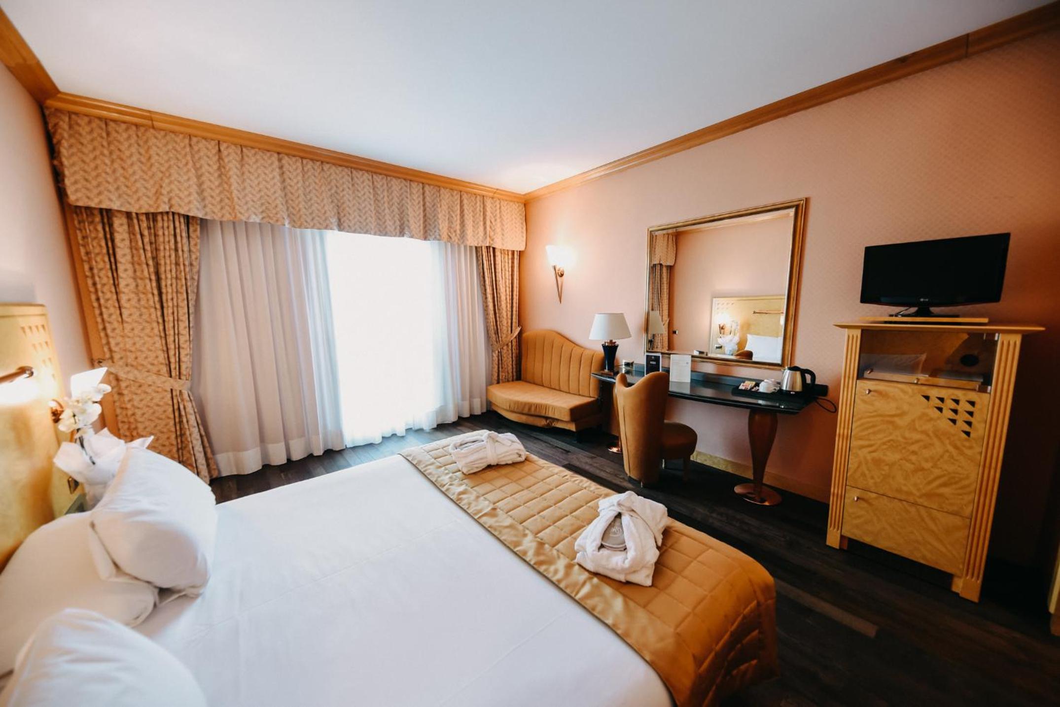 Superior Double Room - Photo 19