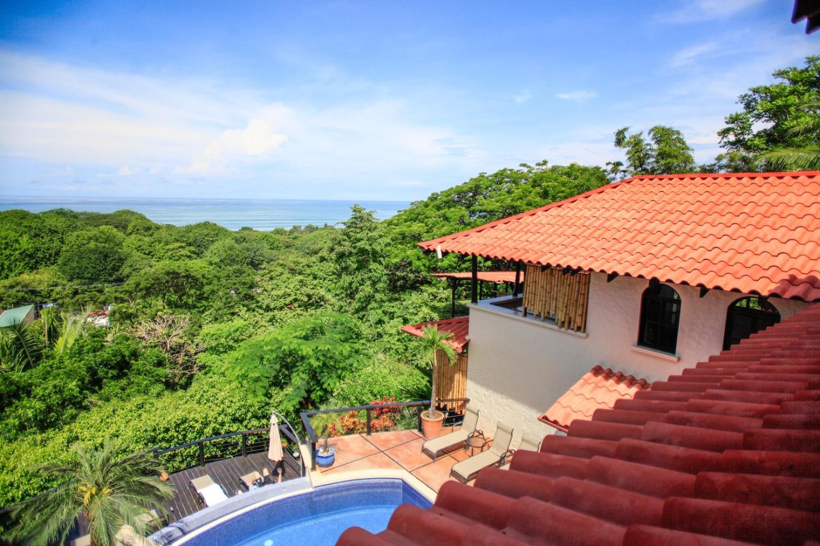 Three-Bedroom Villa photo 3