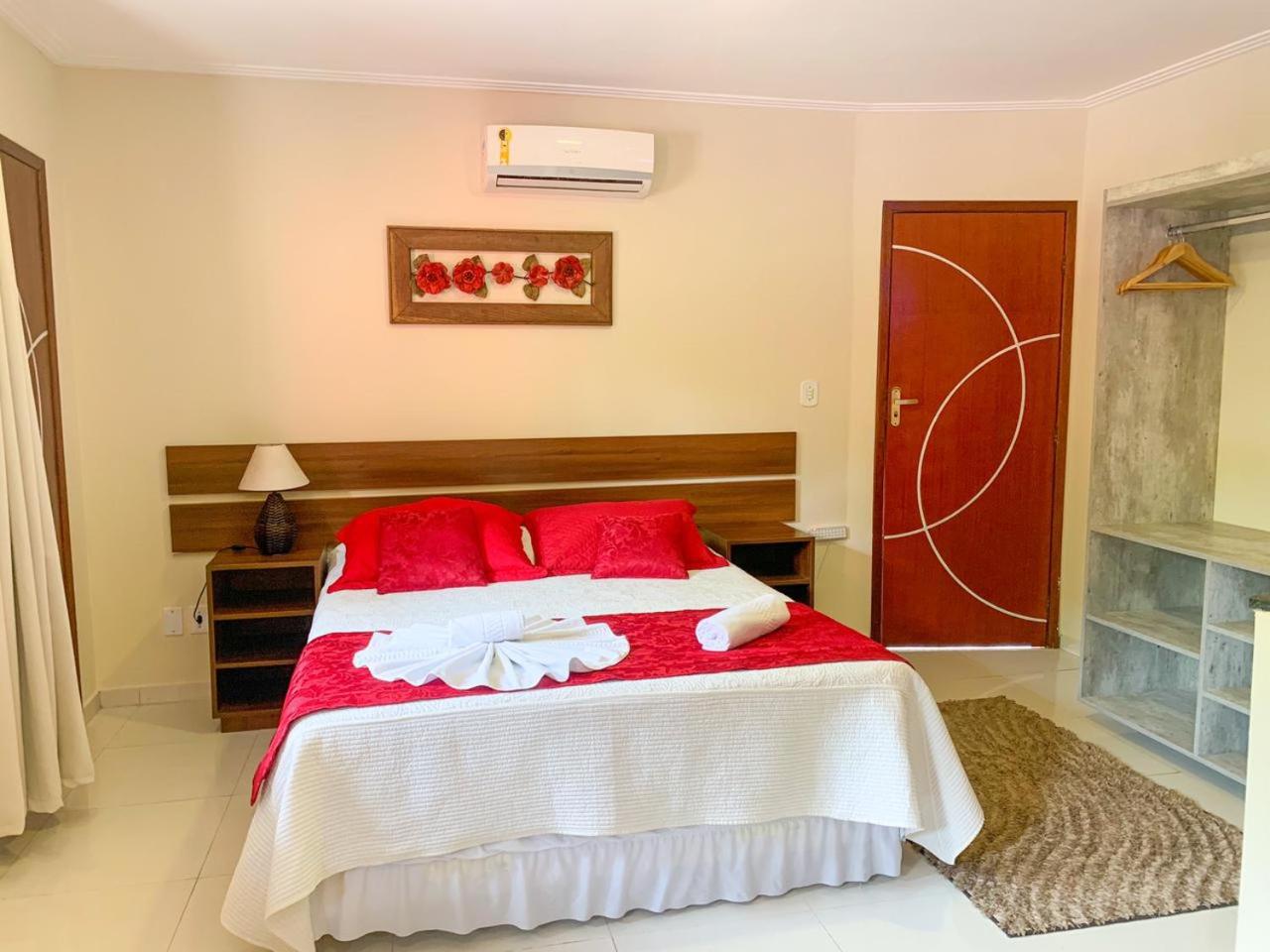 Deluxe Suite with Spa Bath photo 2