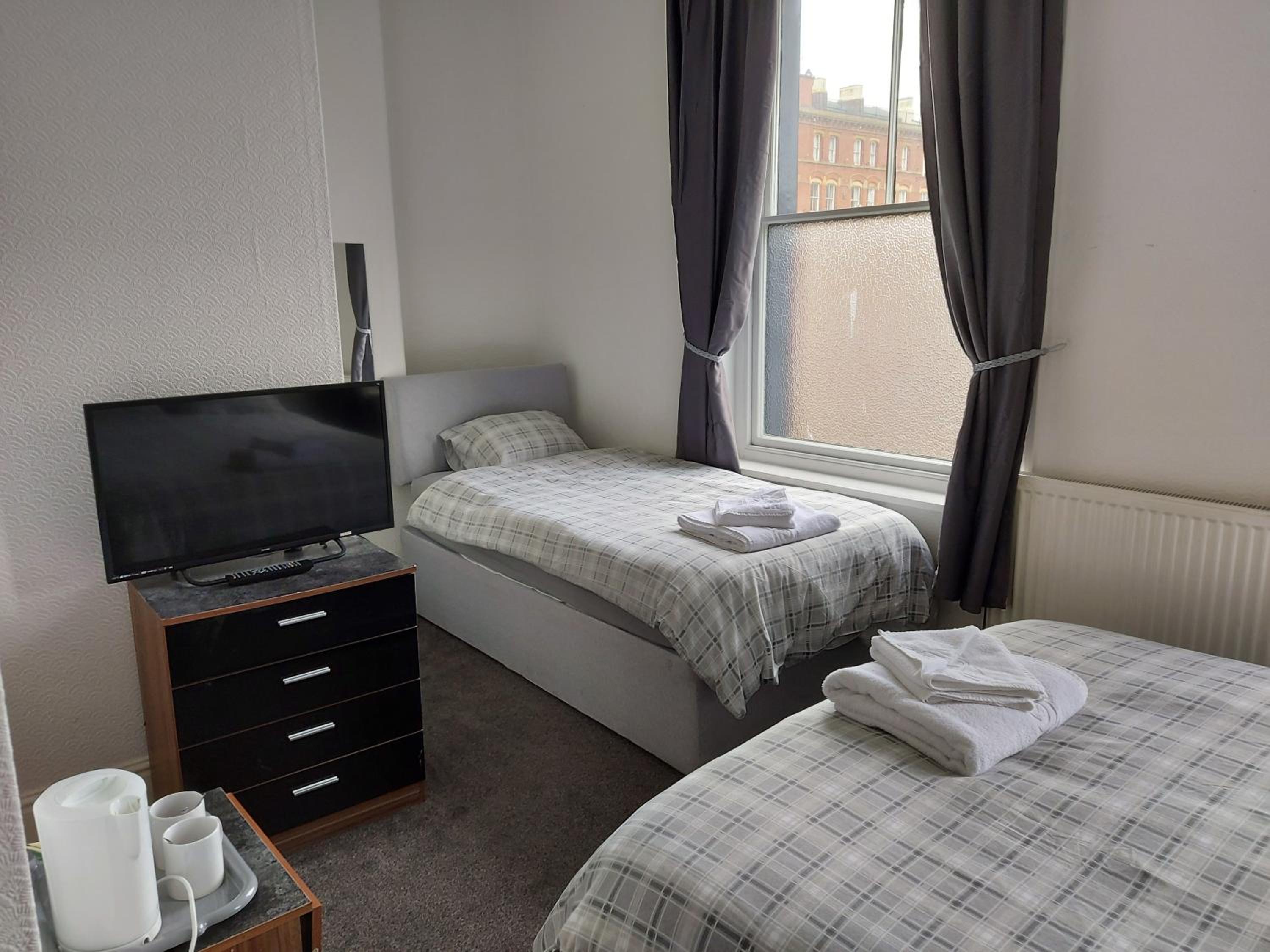 Basic Triple Room - Photo 2