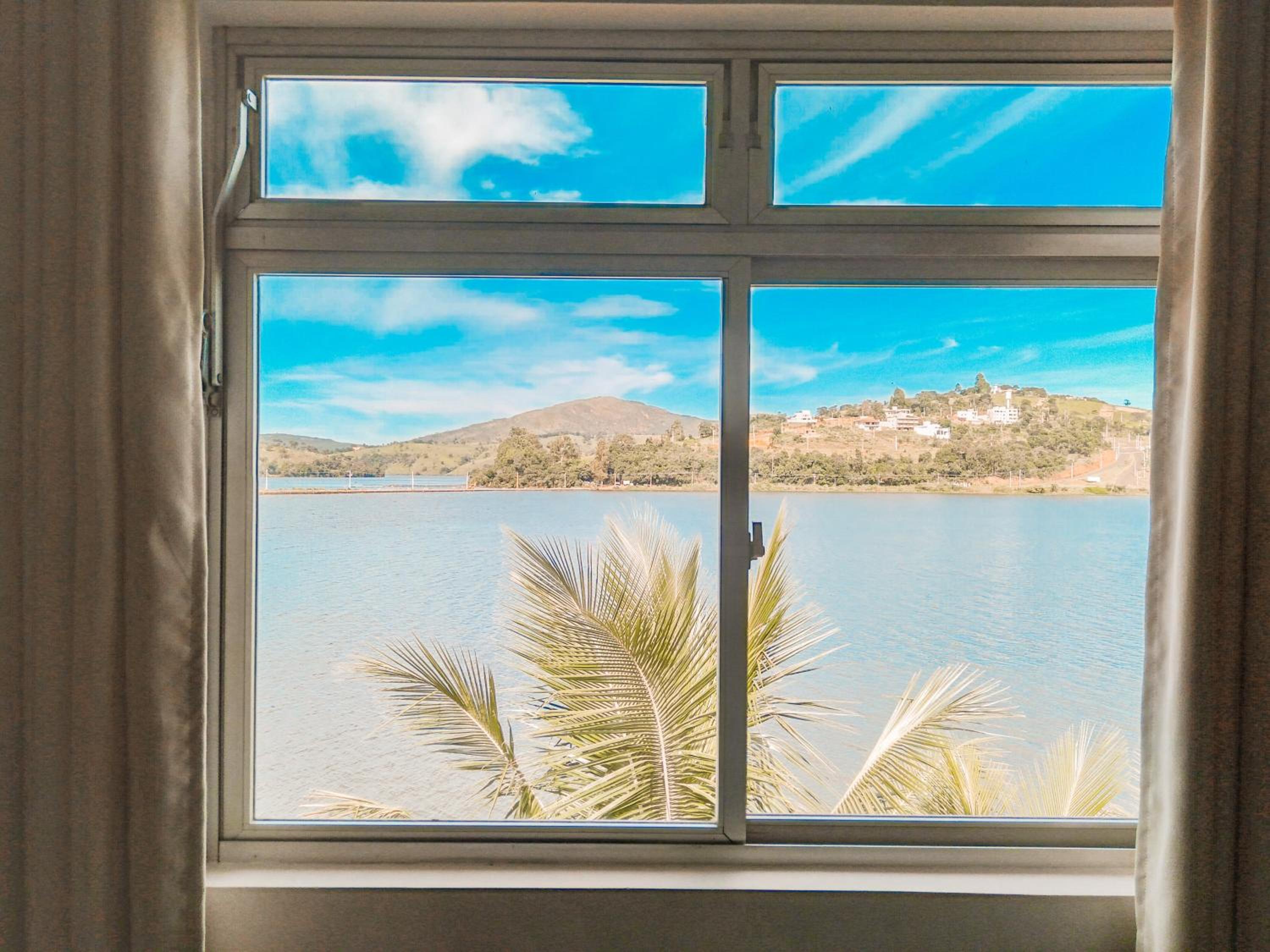 Triple Room with Lake View
