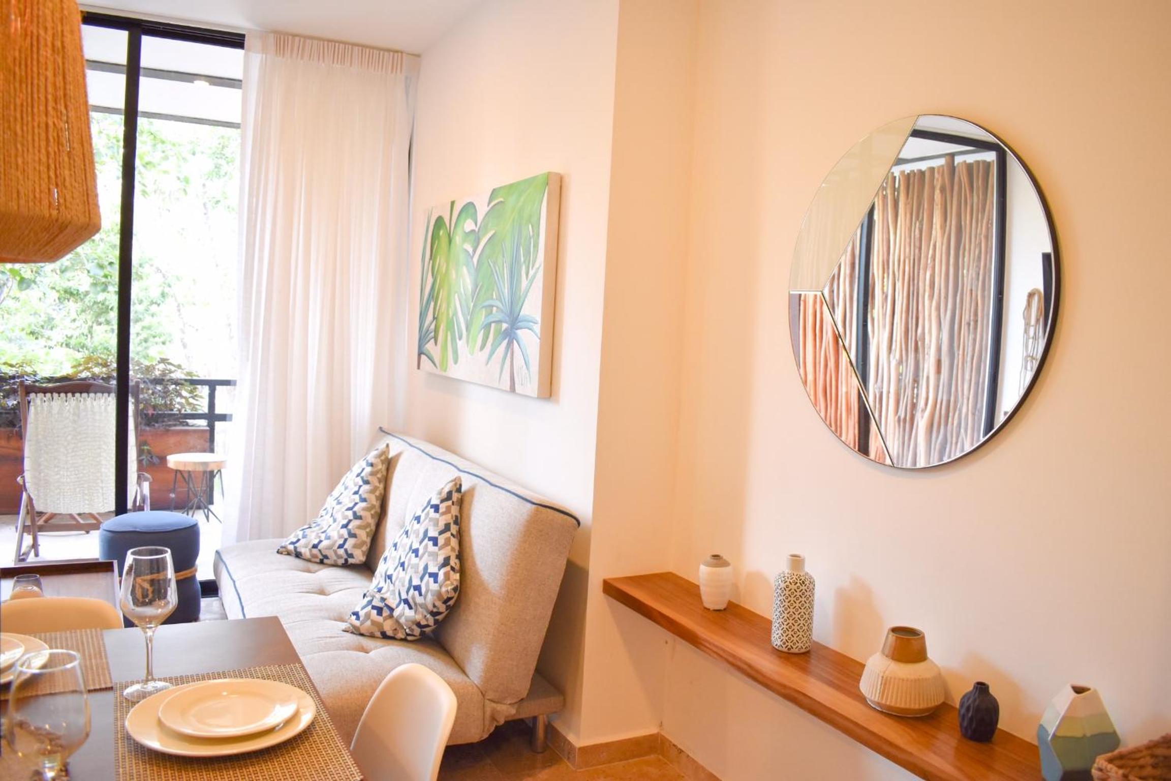 Luxury Balcony - Photo 8