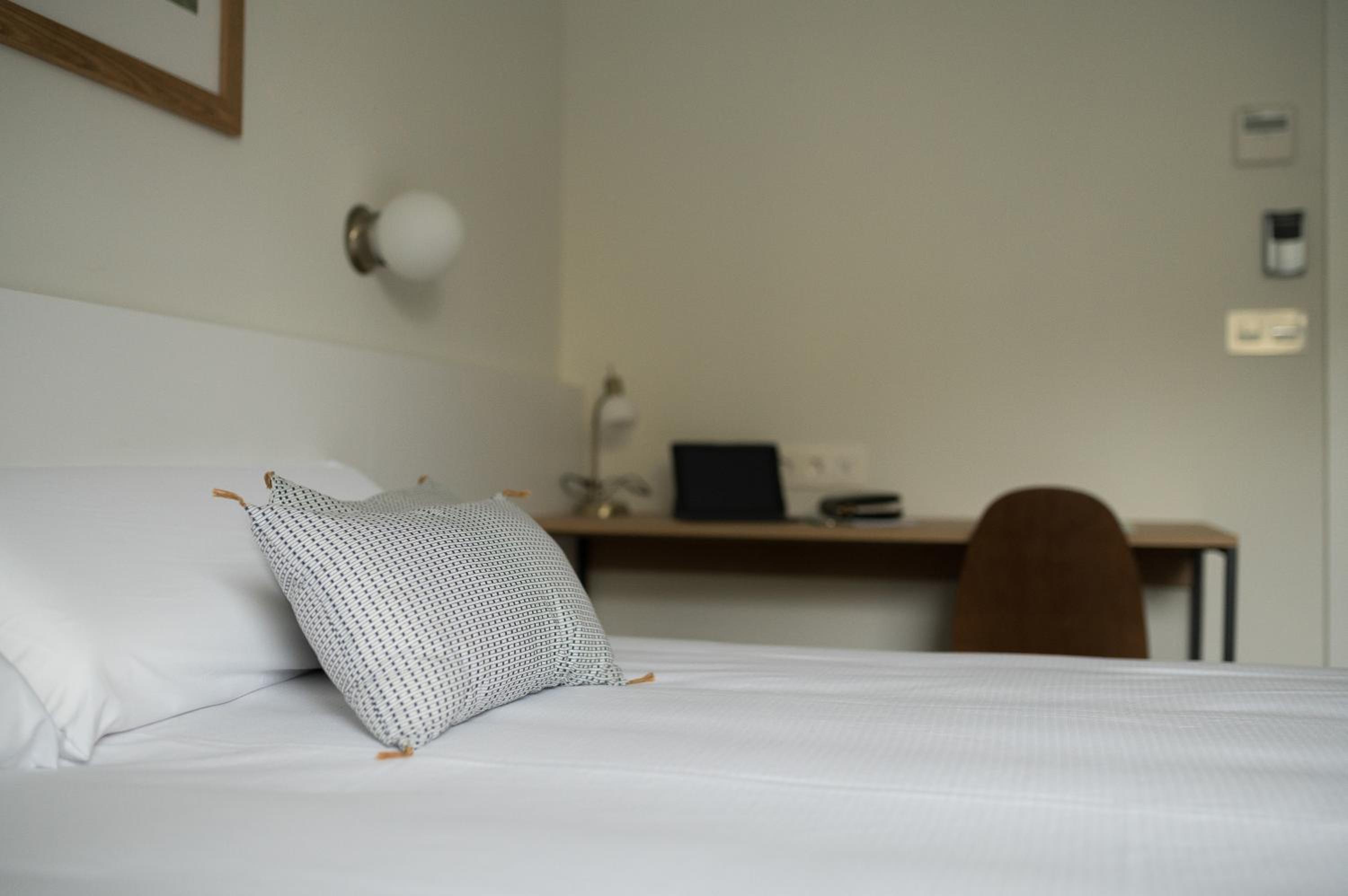 Double Room with Extra Bed photo 3