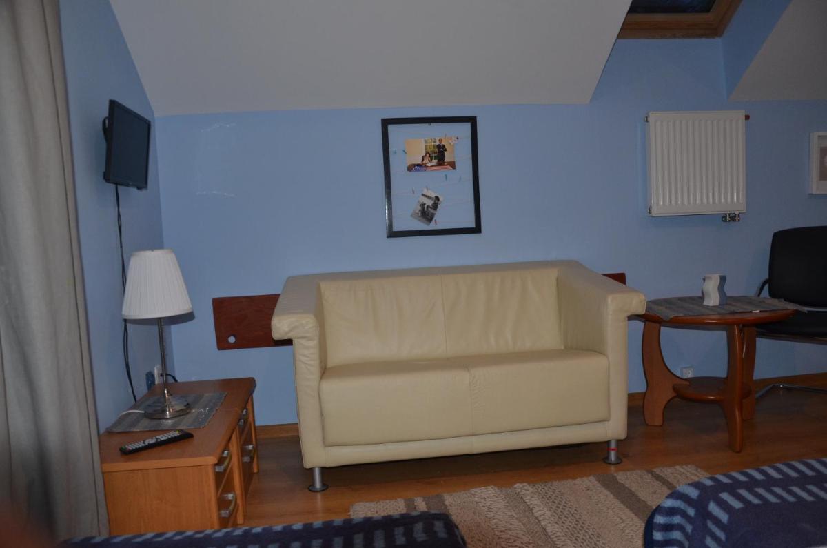 Family Studio - Photo 9