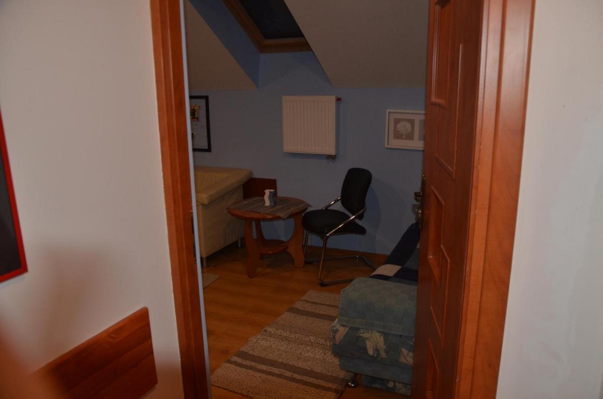 Family Studio - Photo 14