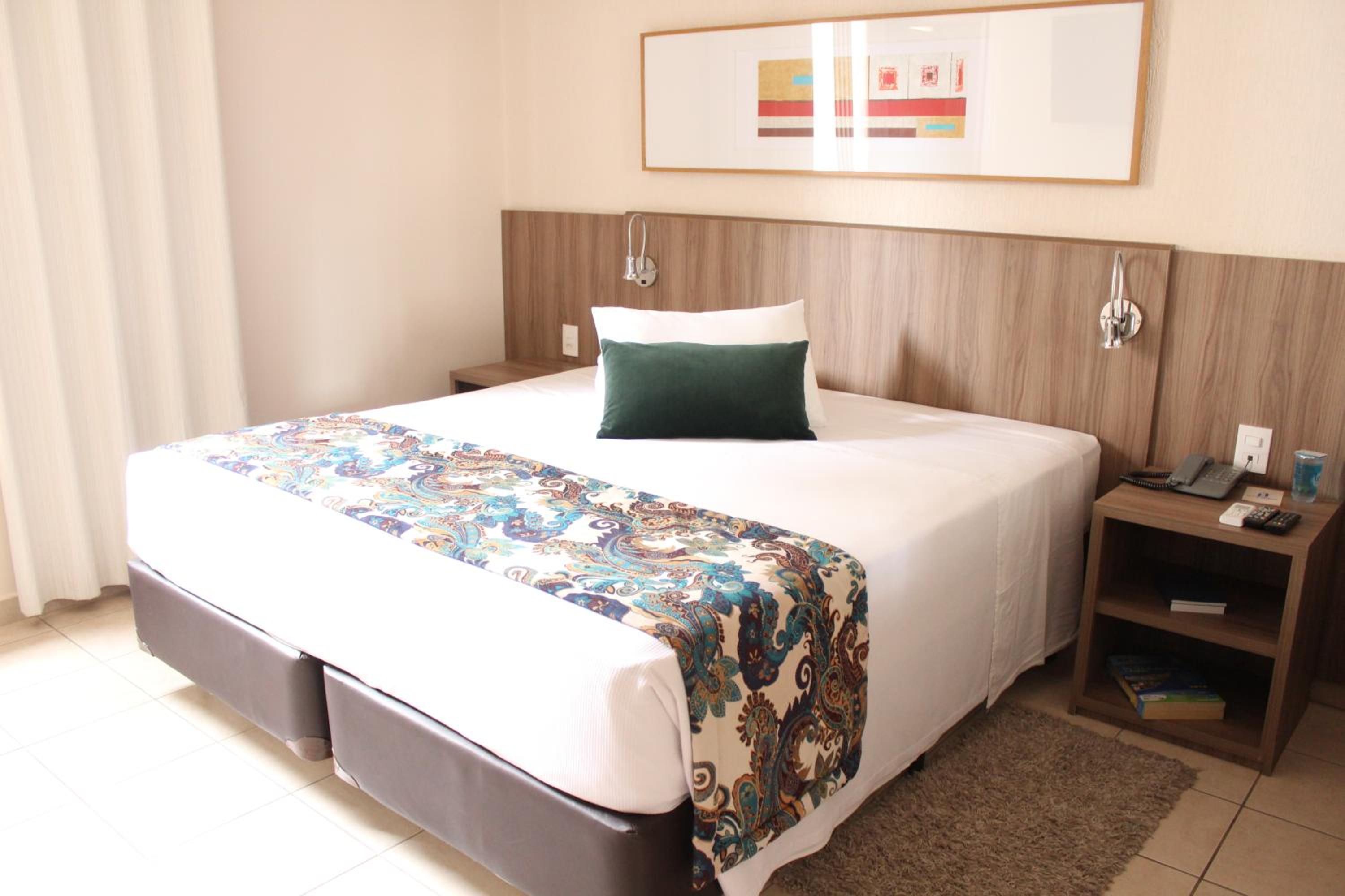 Deluxe King Room photo 3