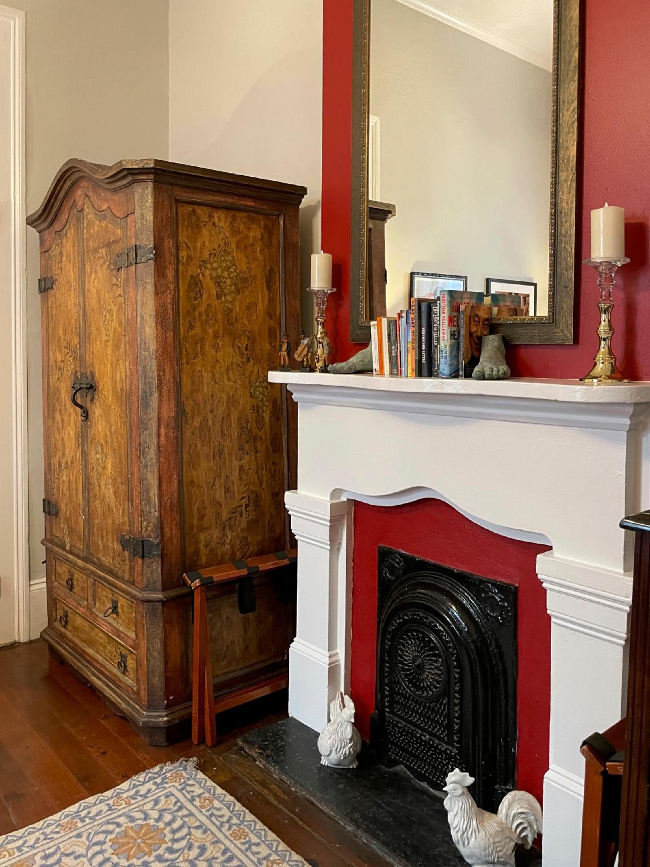 Deluxe Queen Room - Photo 8