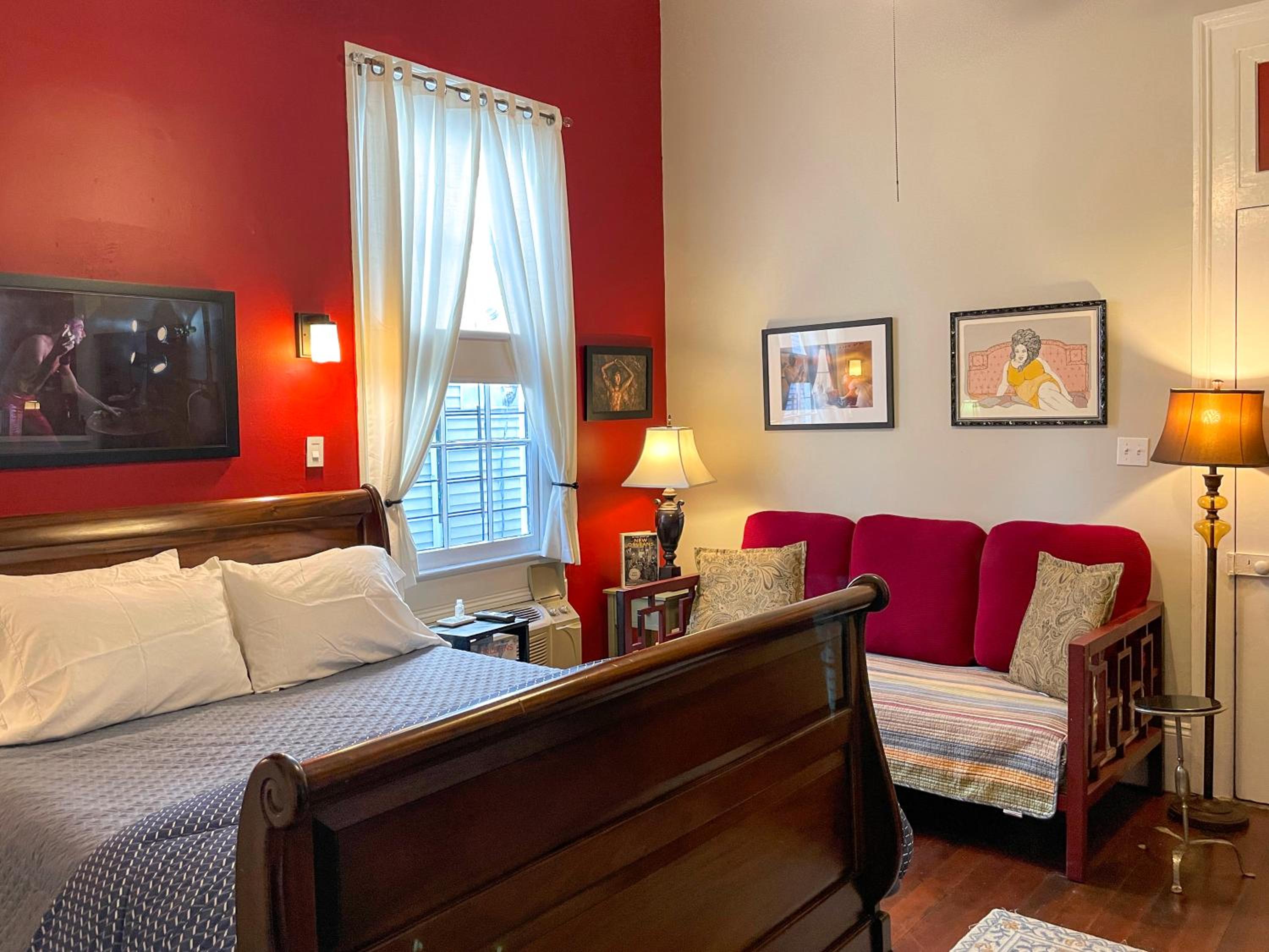 Deluxe Queen Room - Photo 3