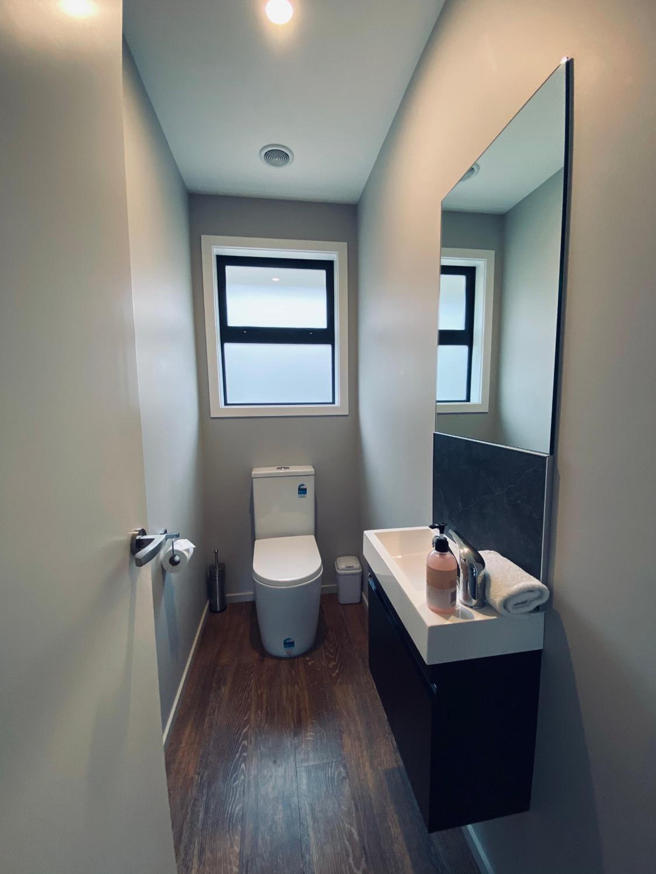Four-Bedroom House - Photo 15