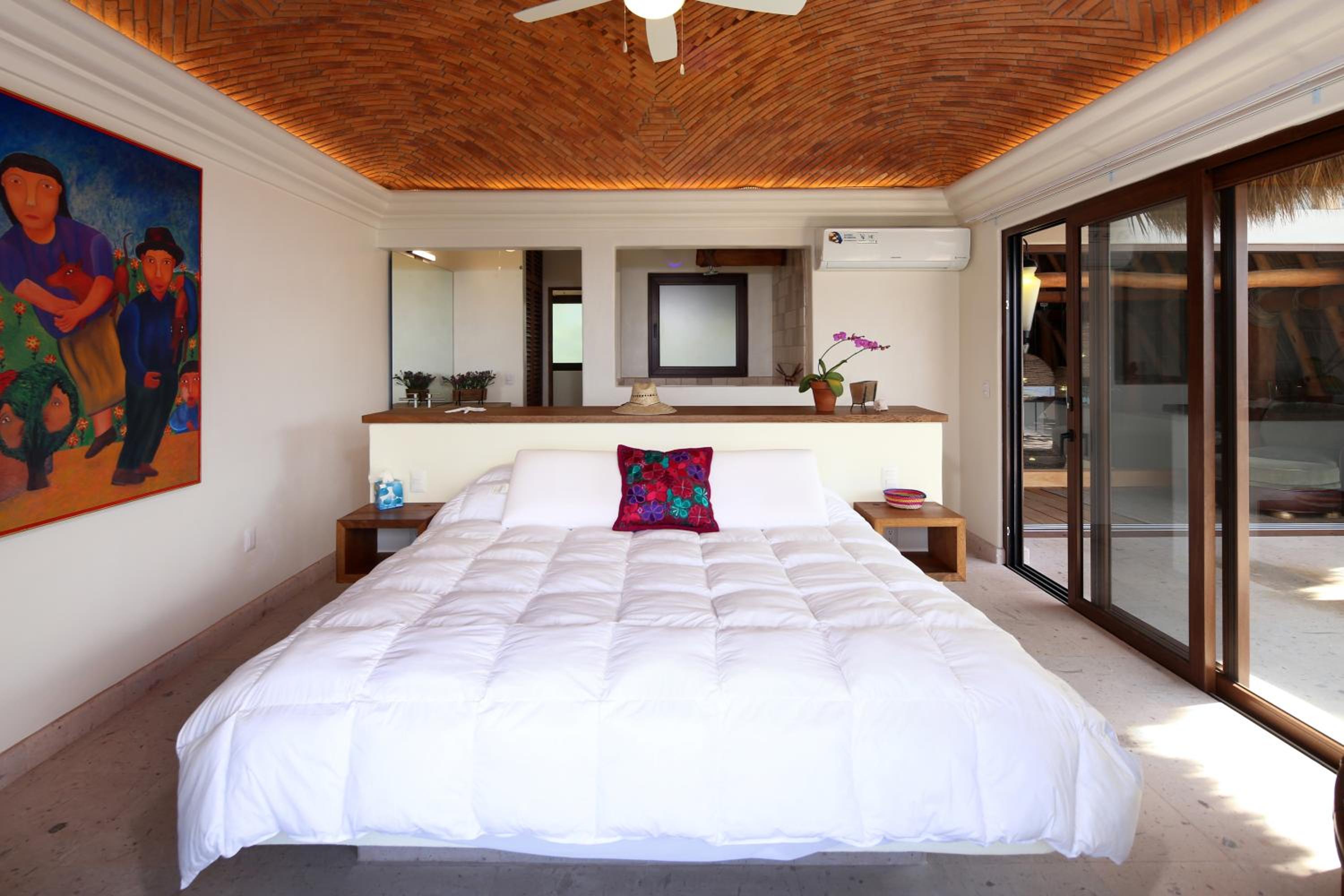 Villa photo 1