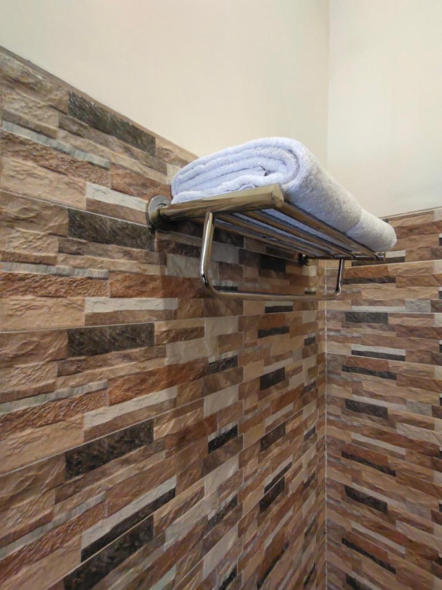Superior King or Twin Room - Photo 4