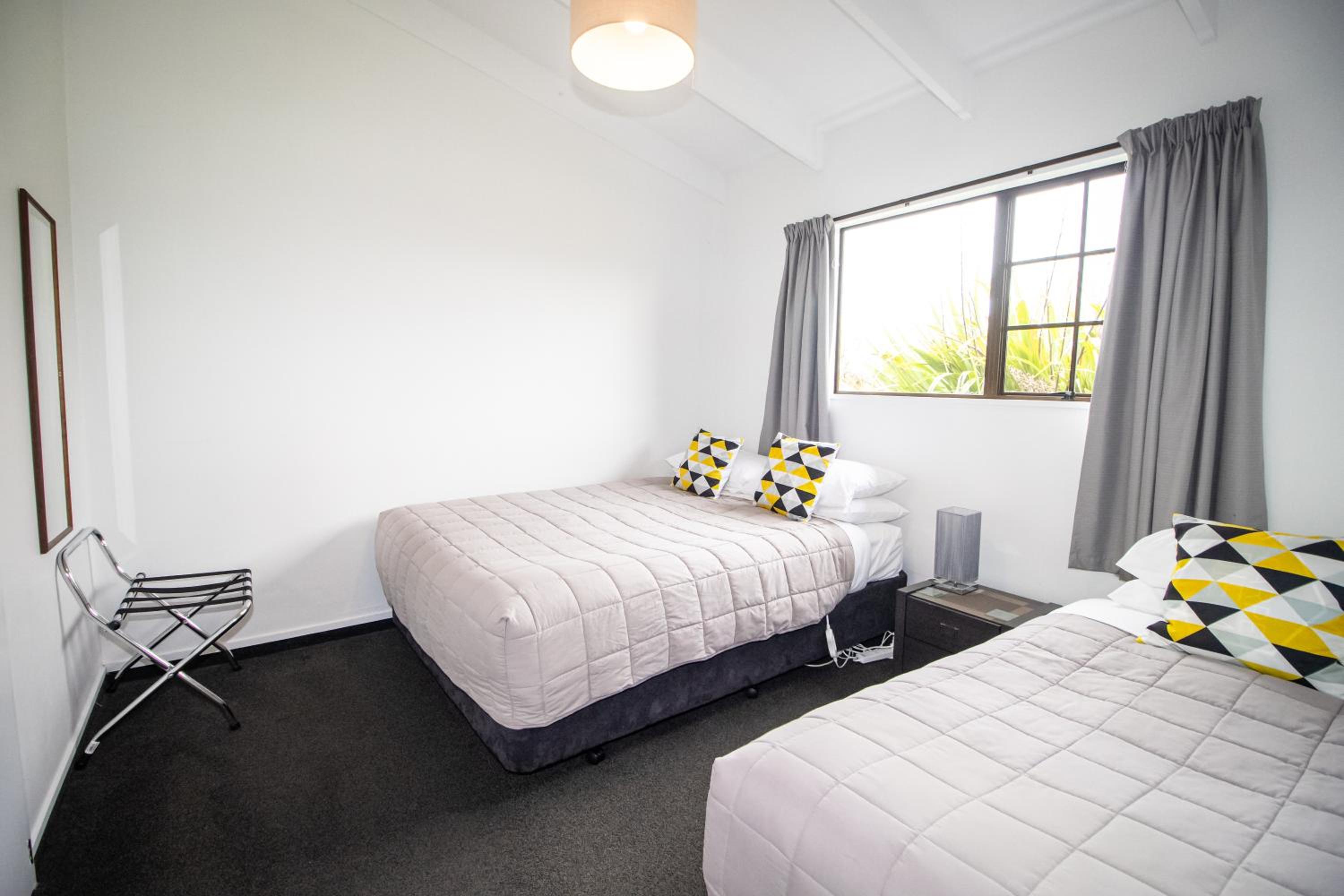 Two-Bedroom Apartment - Photo 8