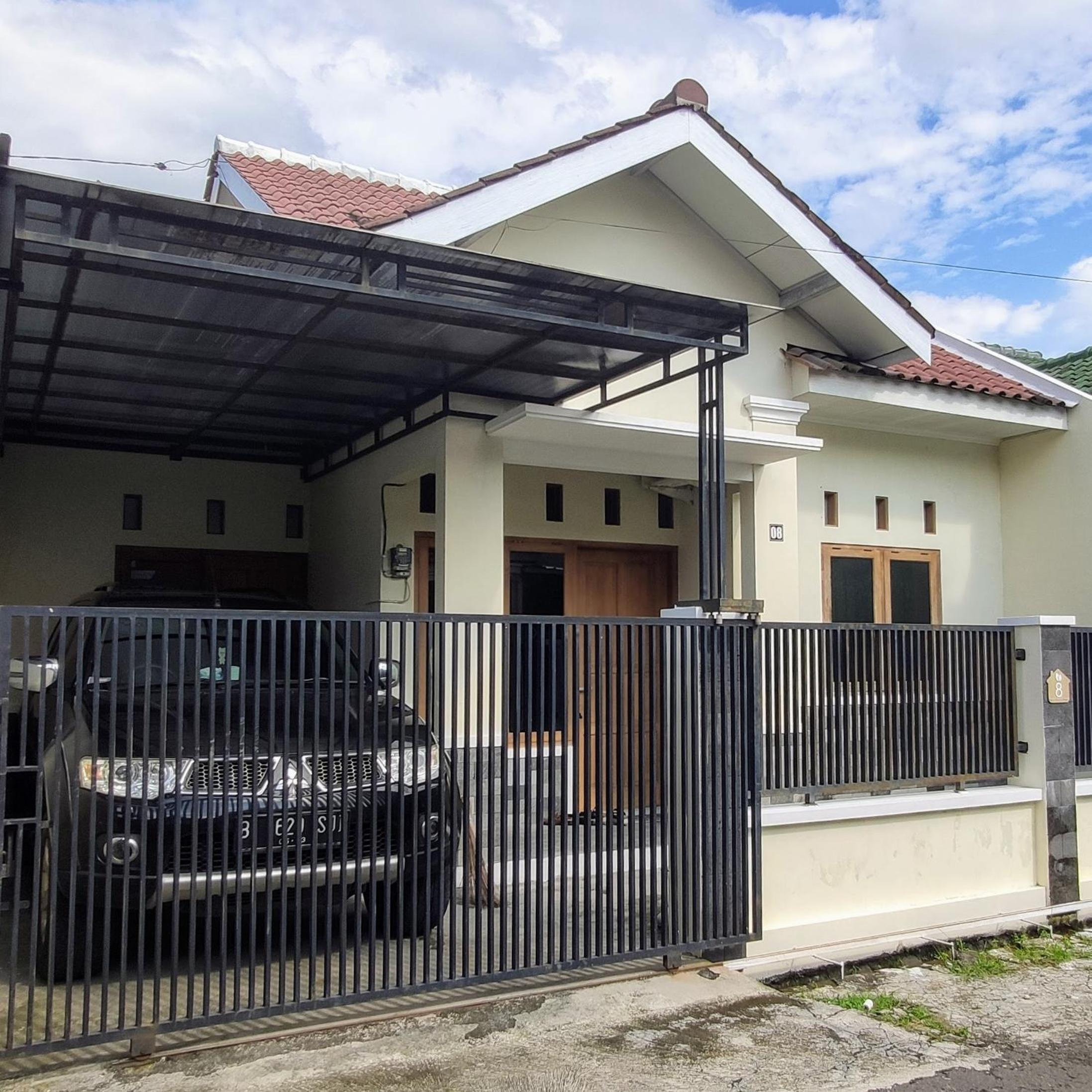 Two-Bedroom House - Photo 11