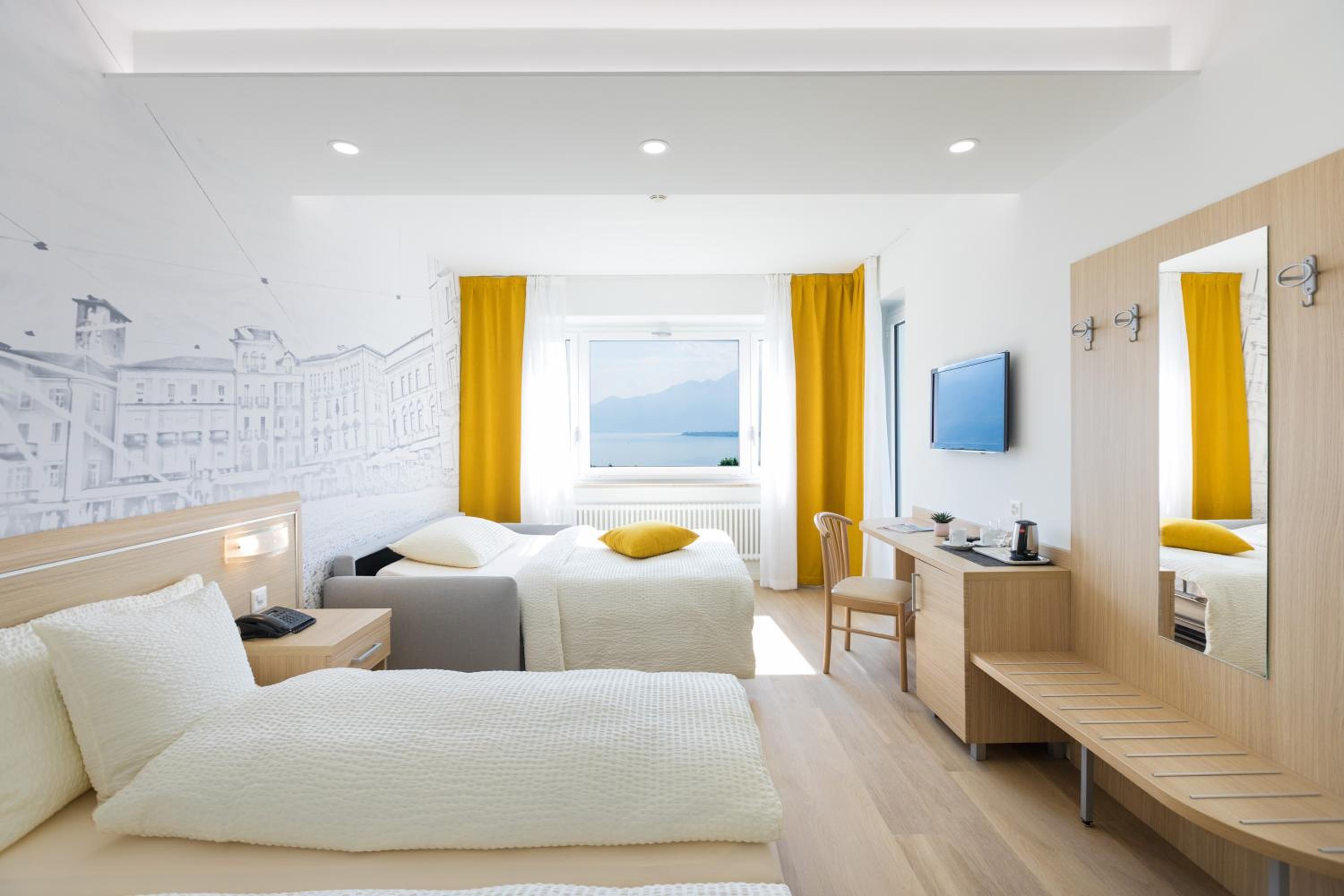 Deluxe Double Room with Balcony