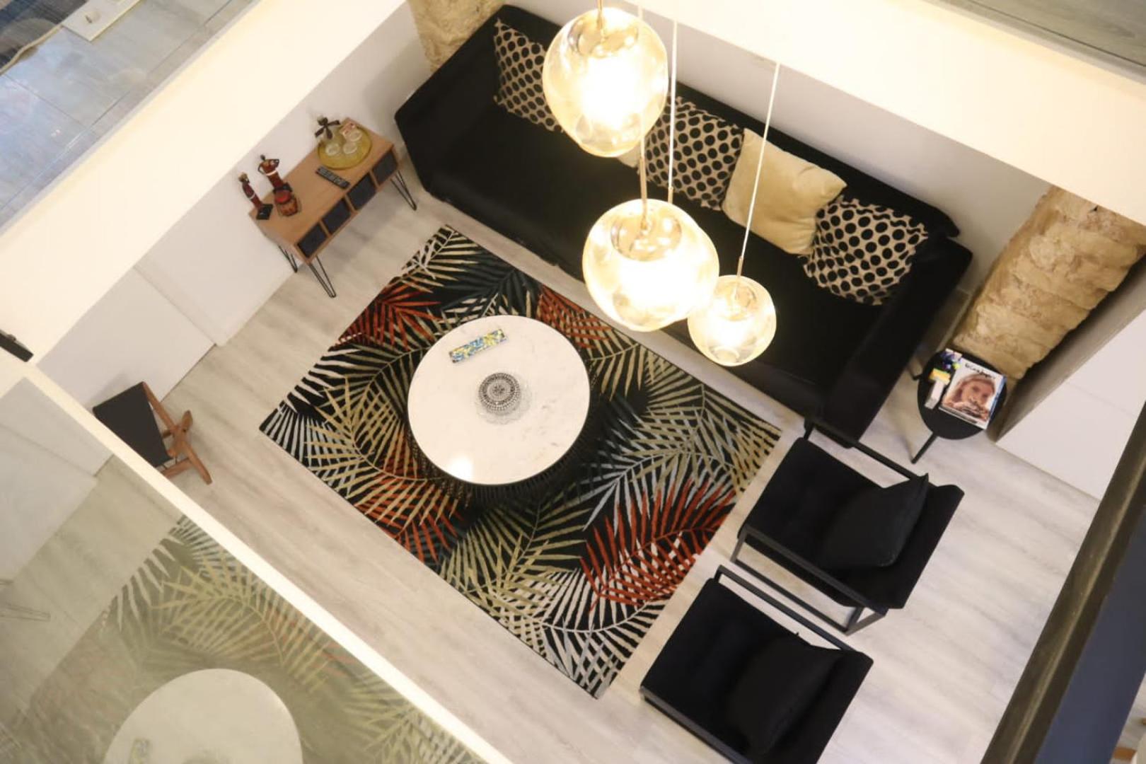 Two-Bedroom House - Photo 25