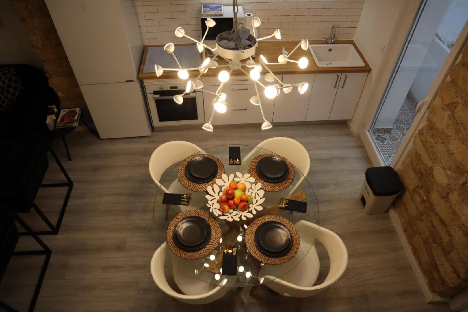 Two-Bedroom House - Photo 27