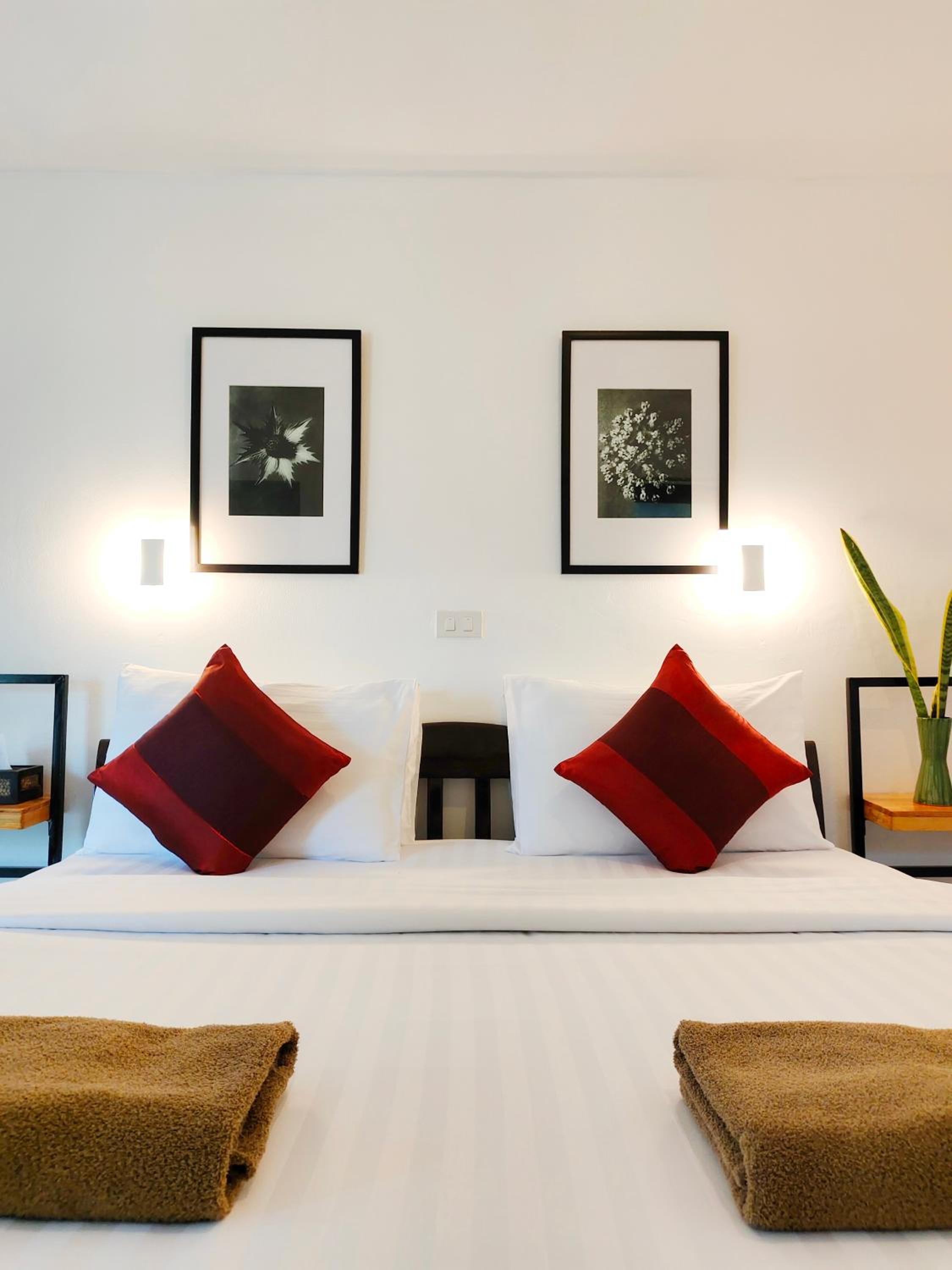 Deluxe Double Room with Balcony