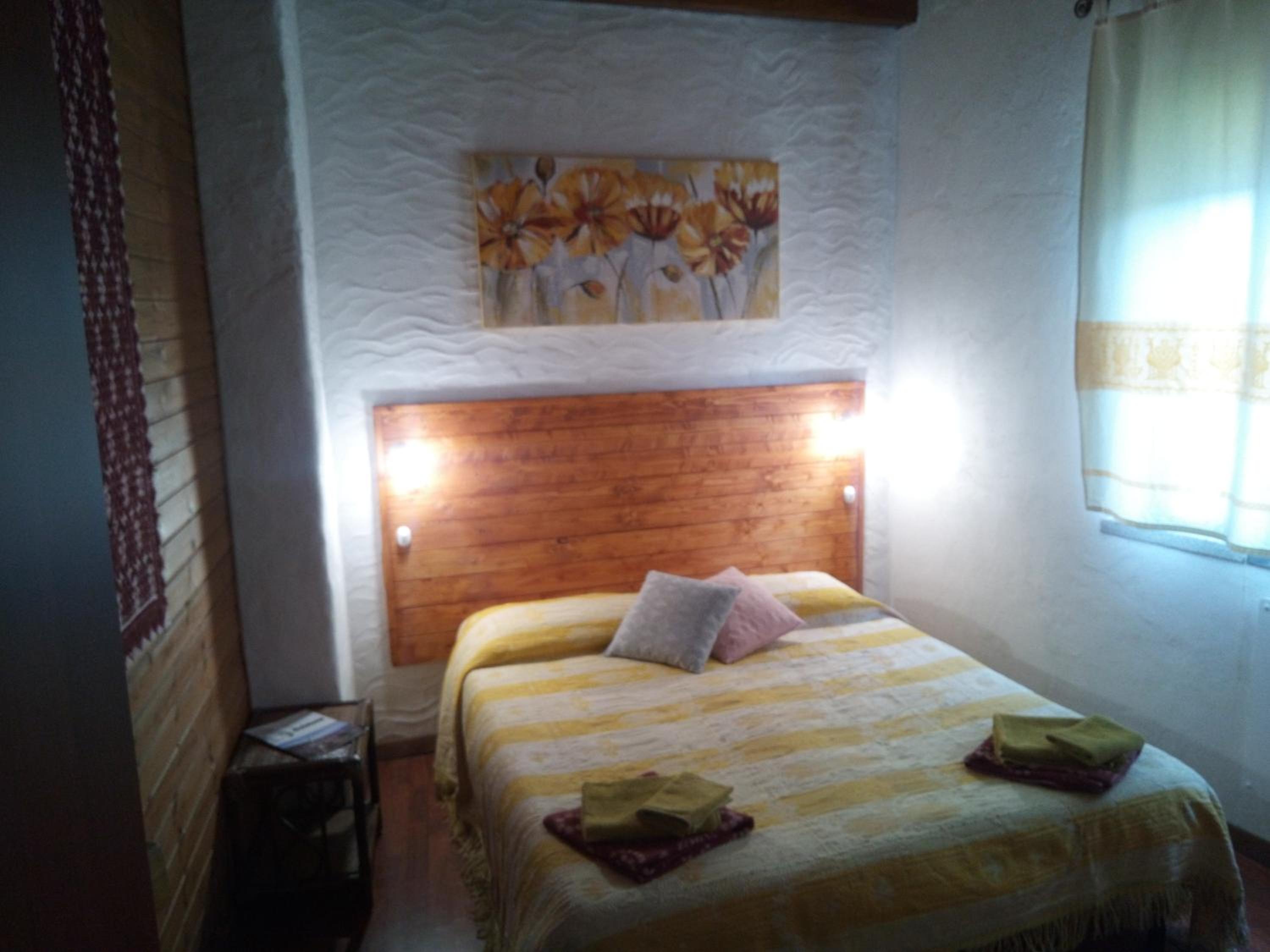 Double Room with Mountain View - Photo 3