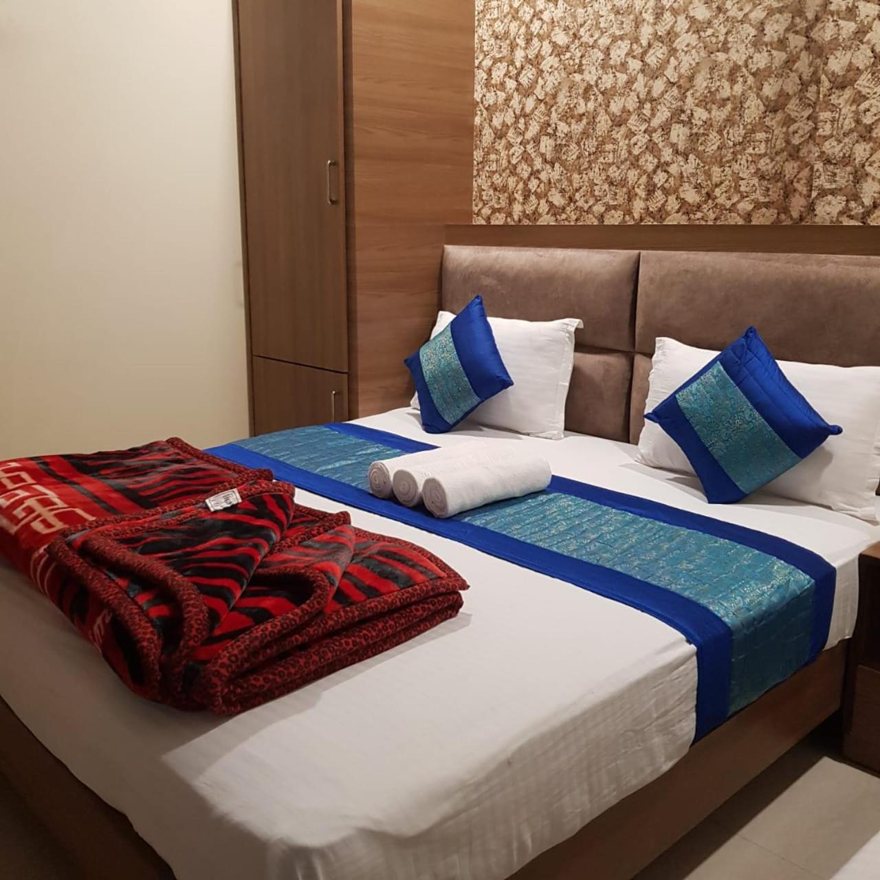 Triple Room with Bathroom