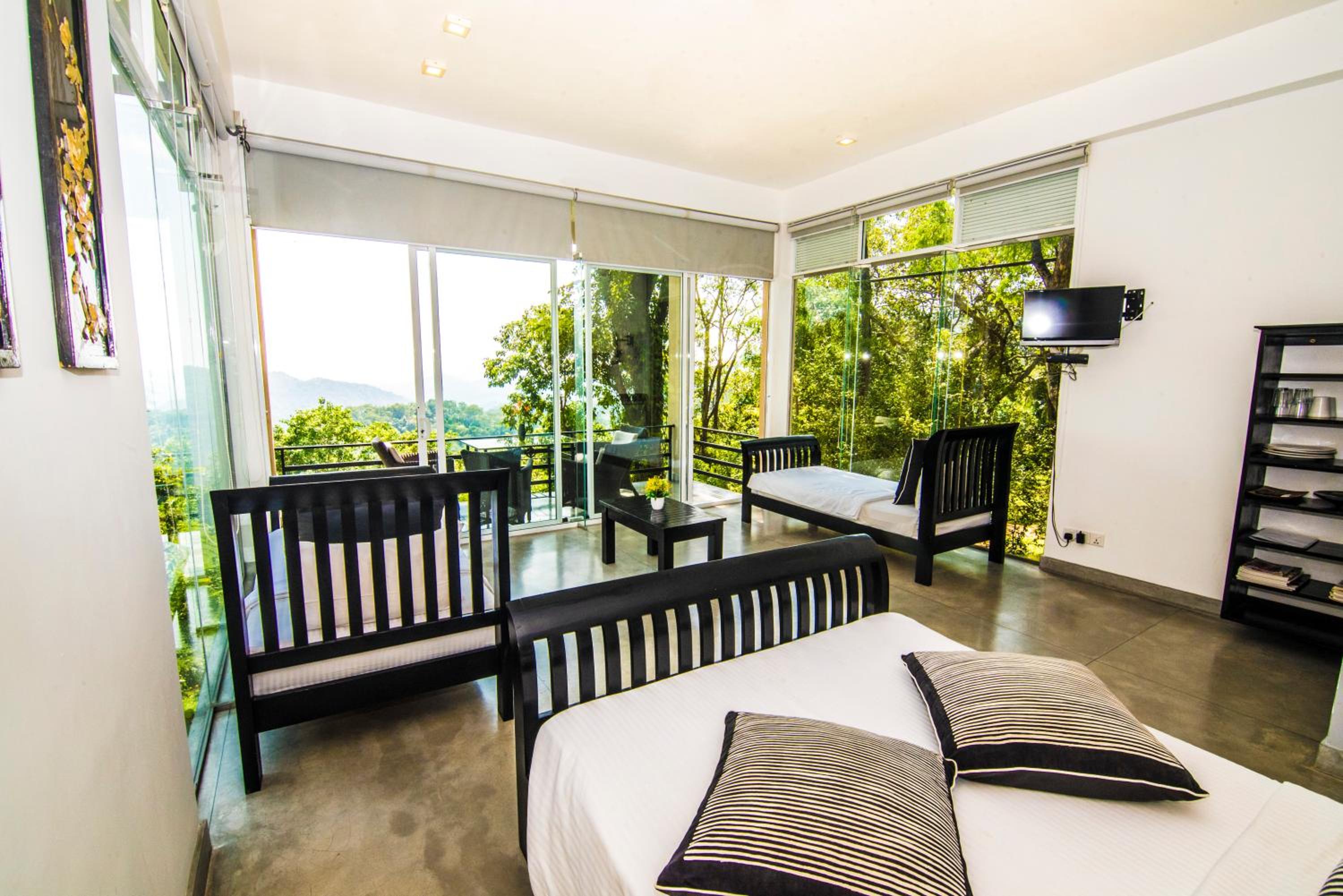 Deluxe Apartment