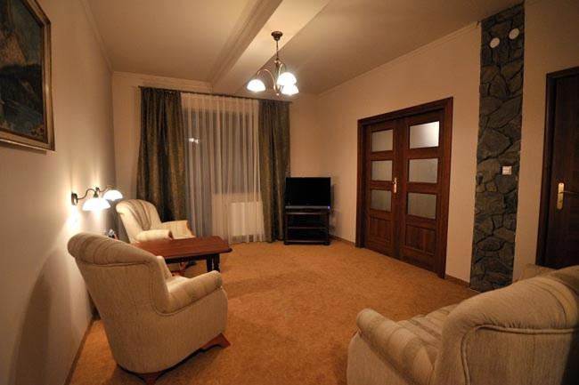Apartment photo 2