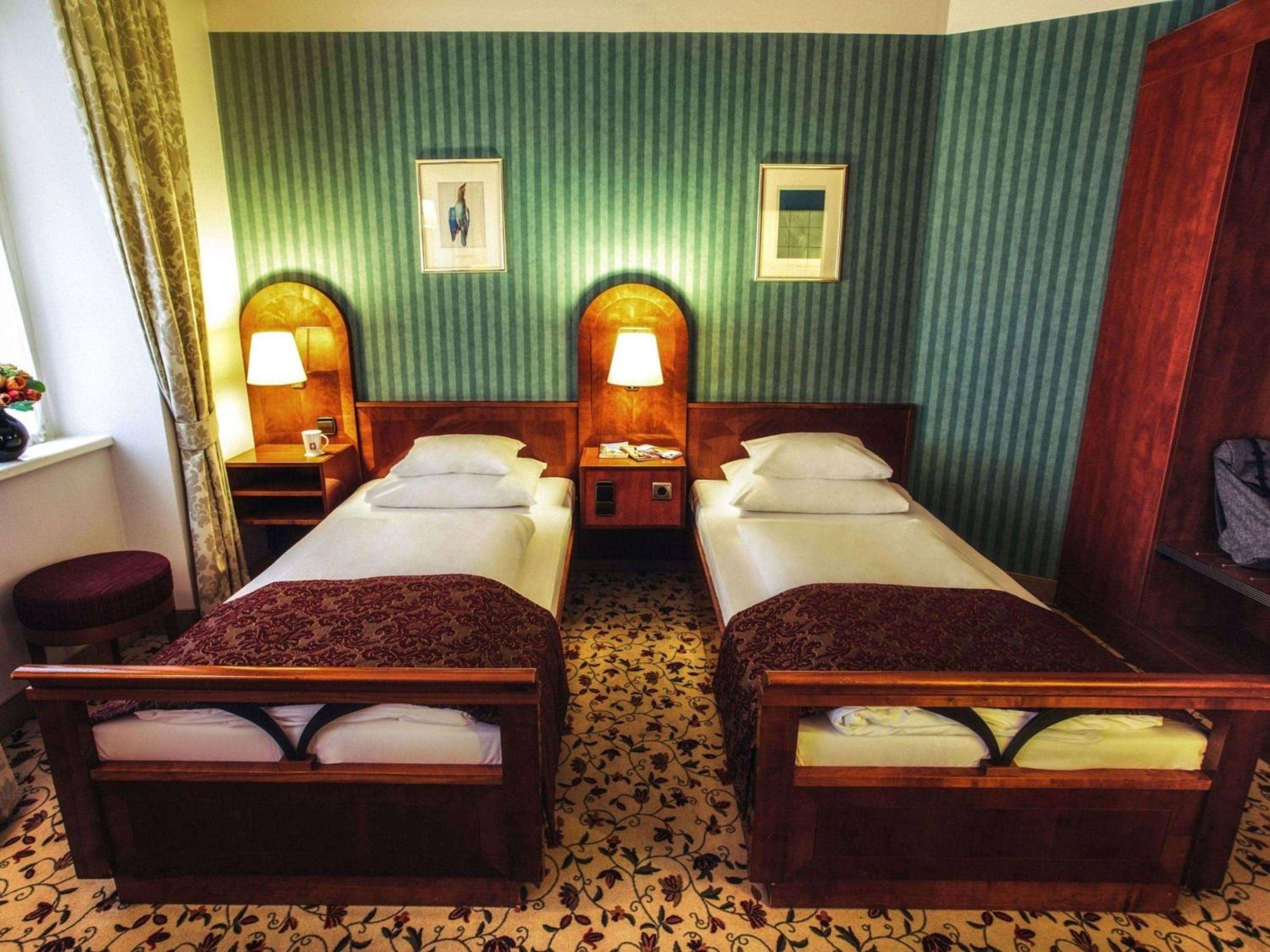 Classic Twin Room photo 3