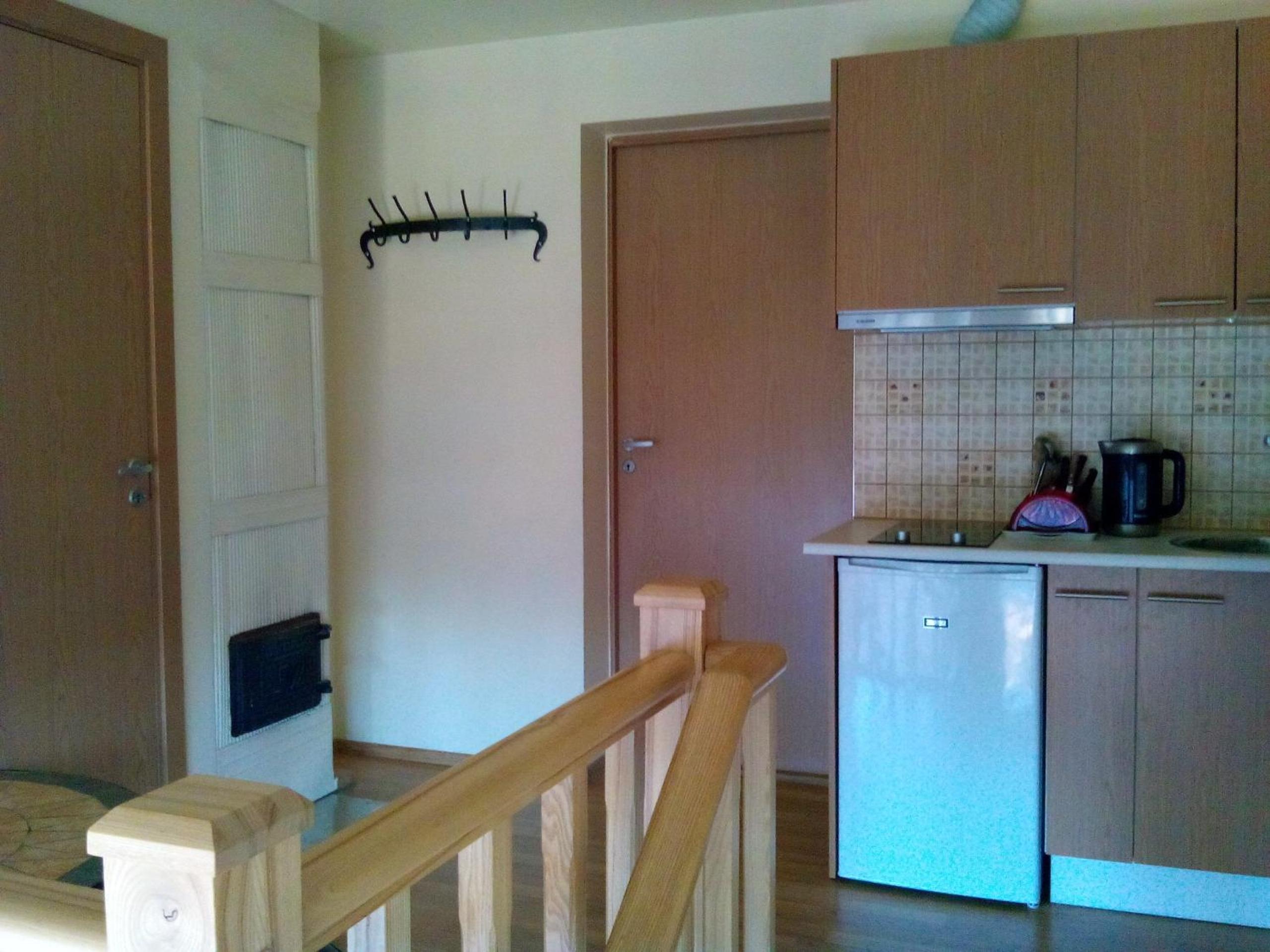Family Room - Photo 6