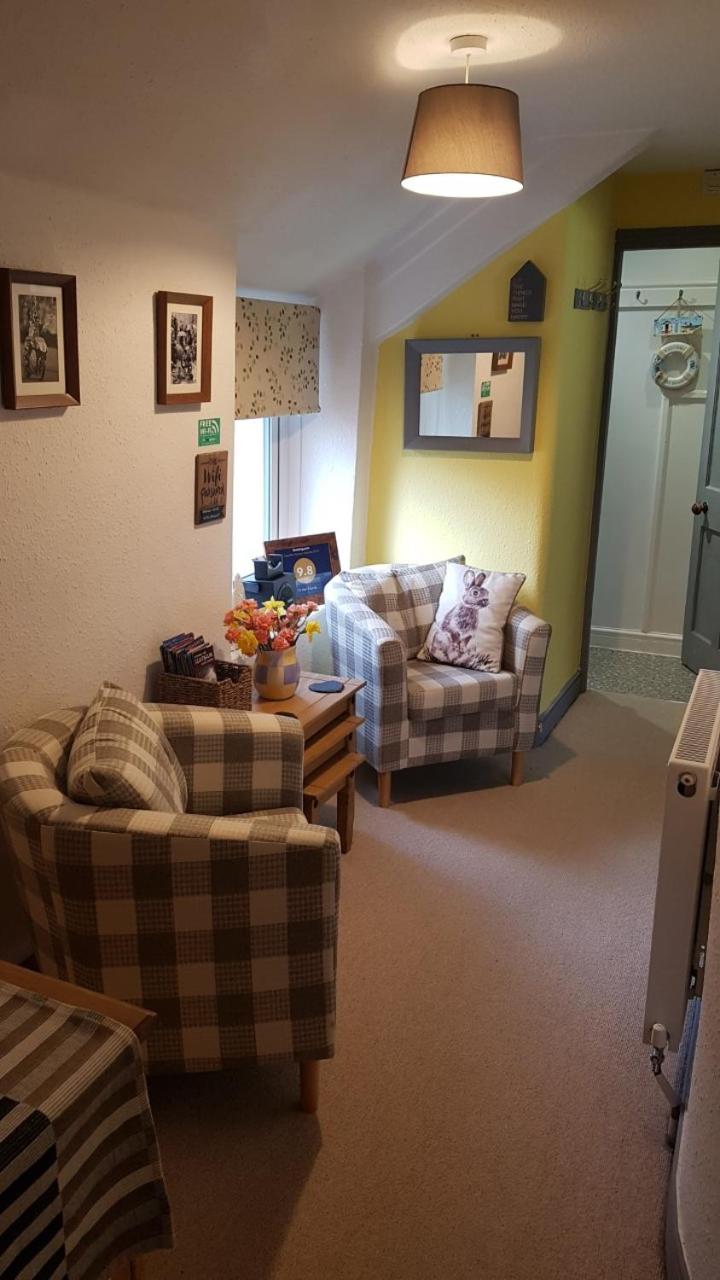 Double or Twin Room with Garden View - Photo 7