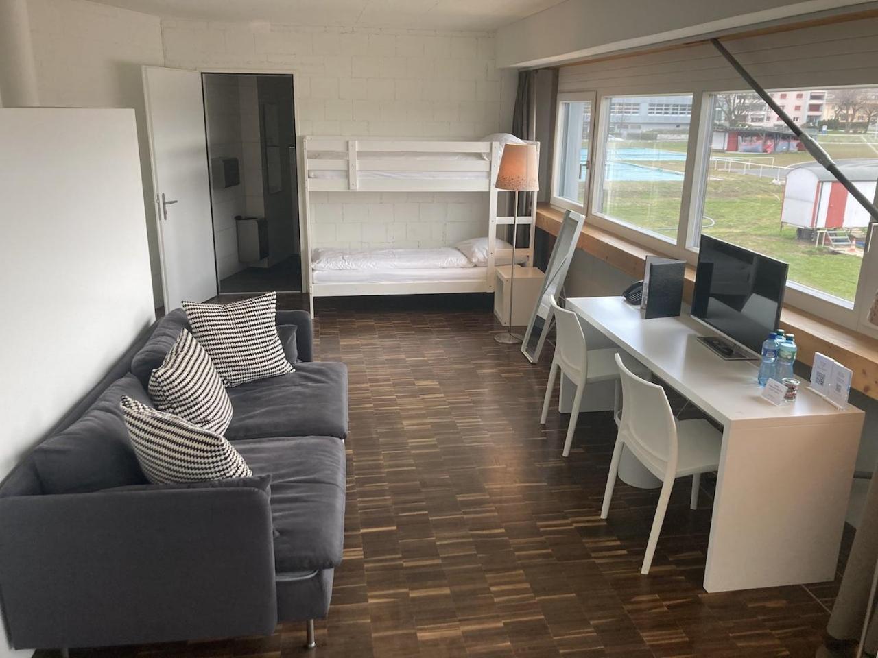 Family Room photo 1