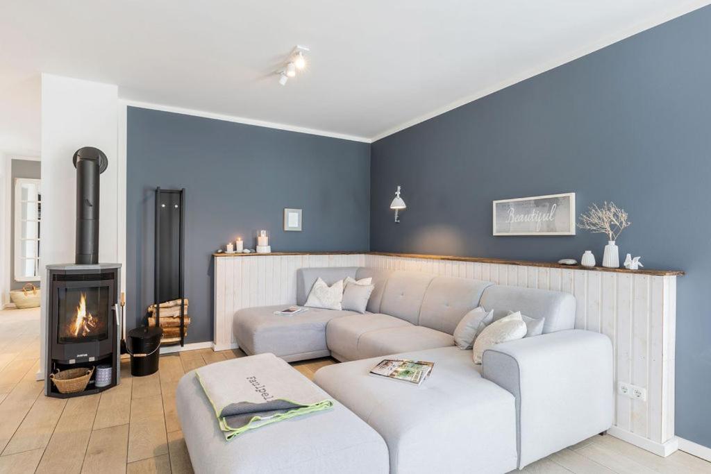 Three-Bedroom House photo 1