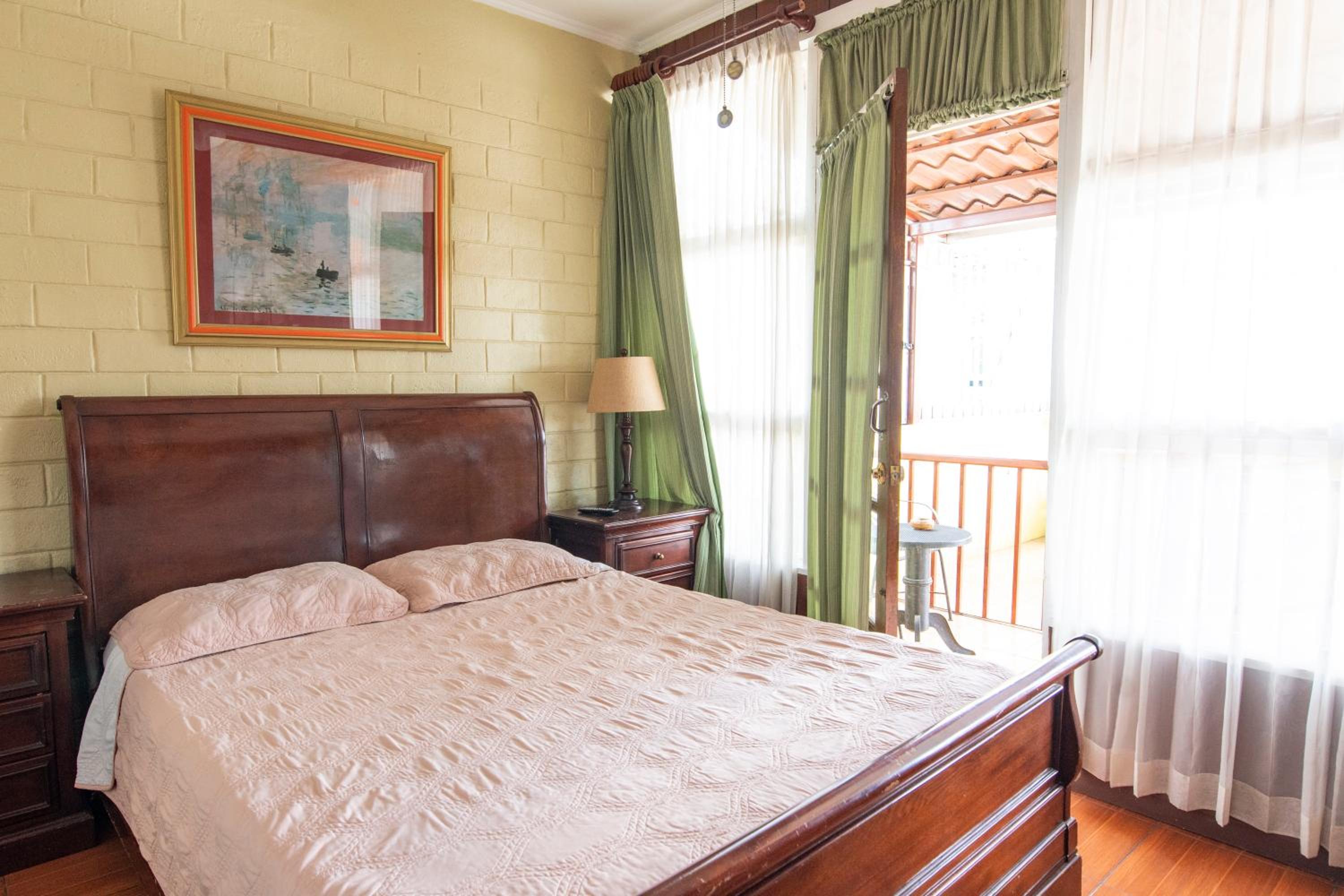 Standard Double Room photo 2
