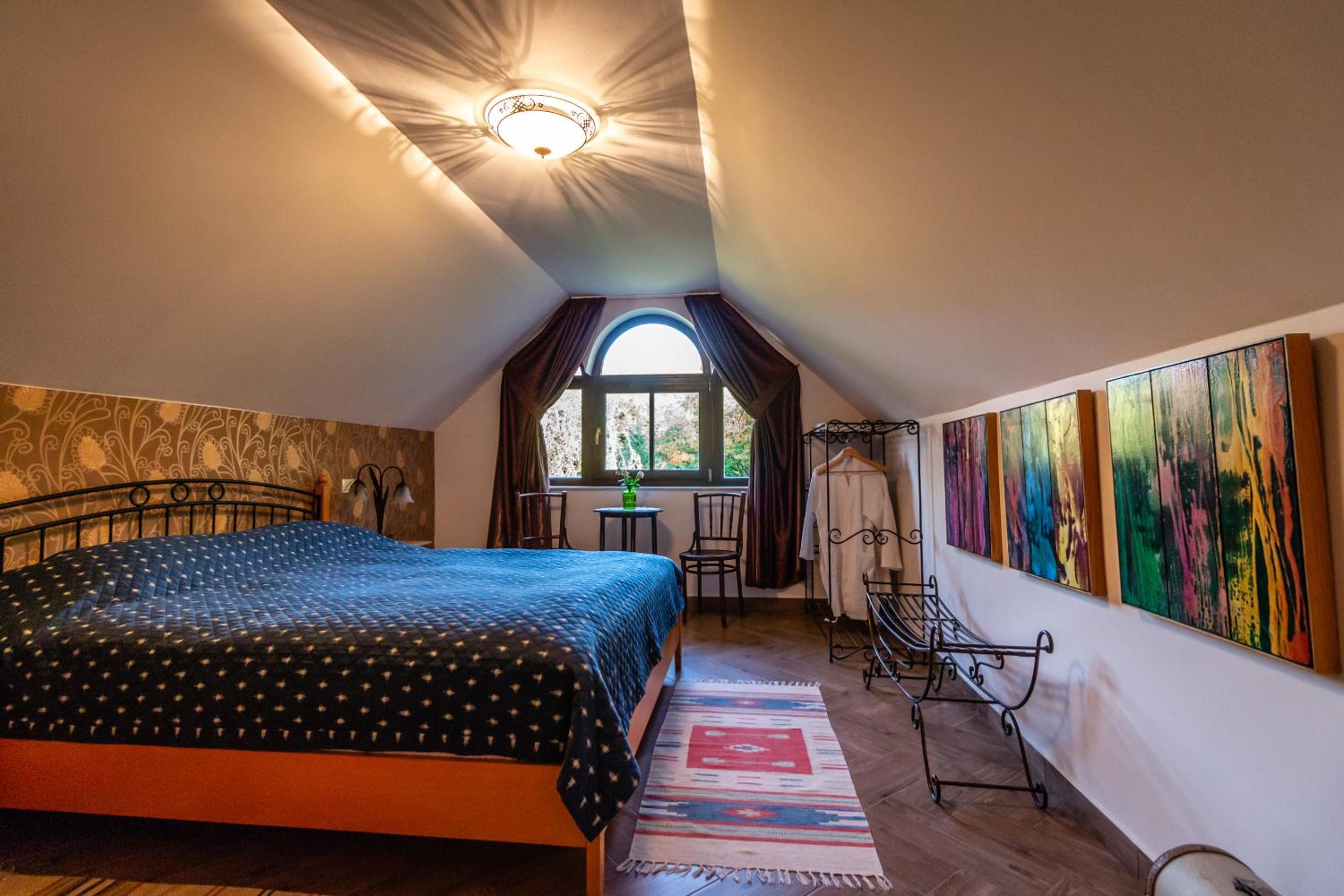 Double Room with Private Bathroom photo 1