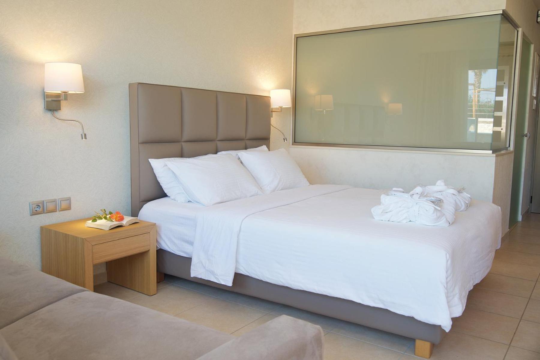 Double Room with Pool View