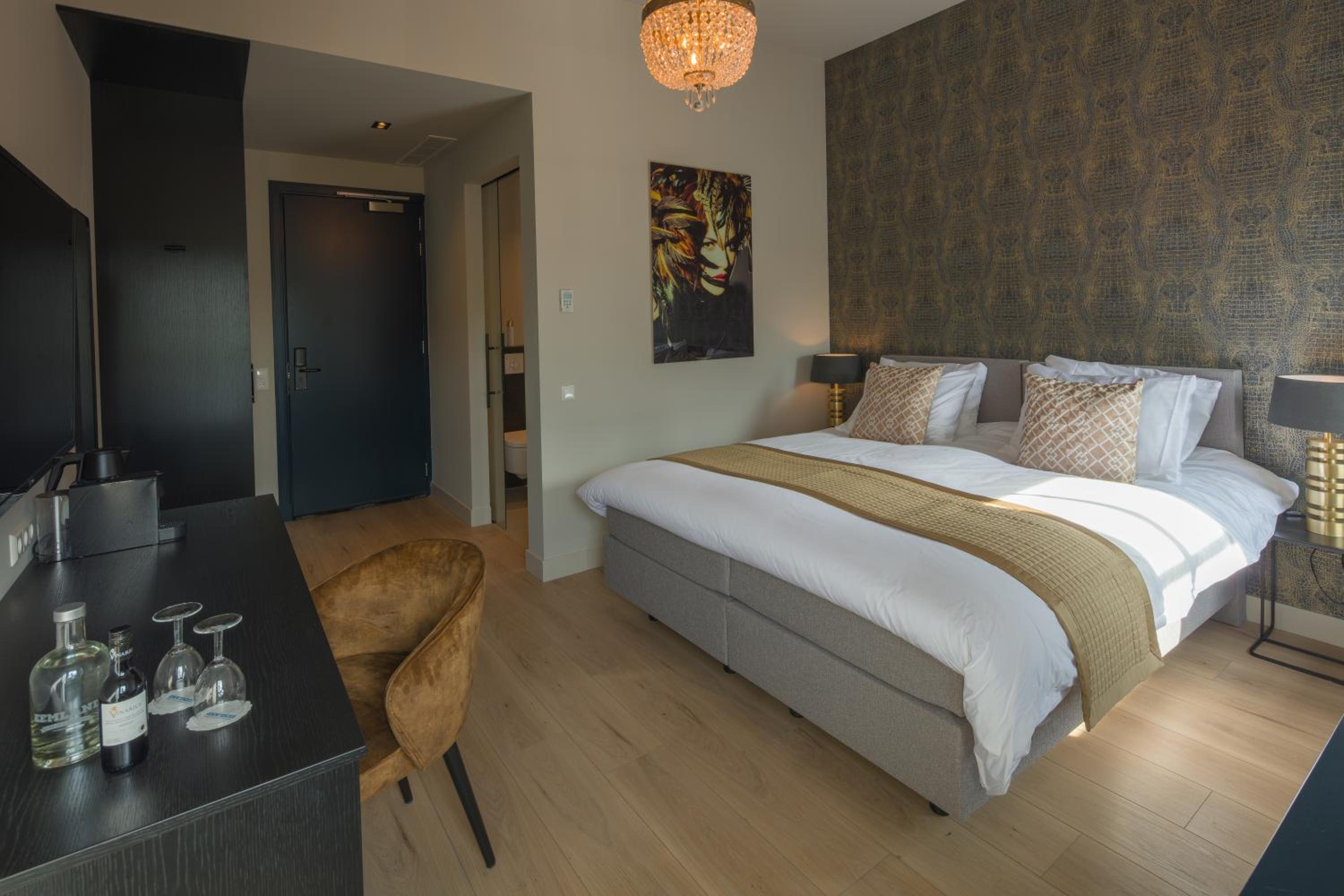 Deluxe Double or Twin Room - Photo 1