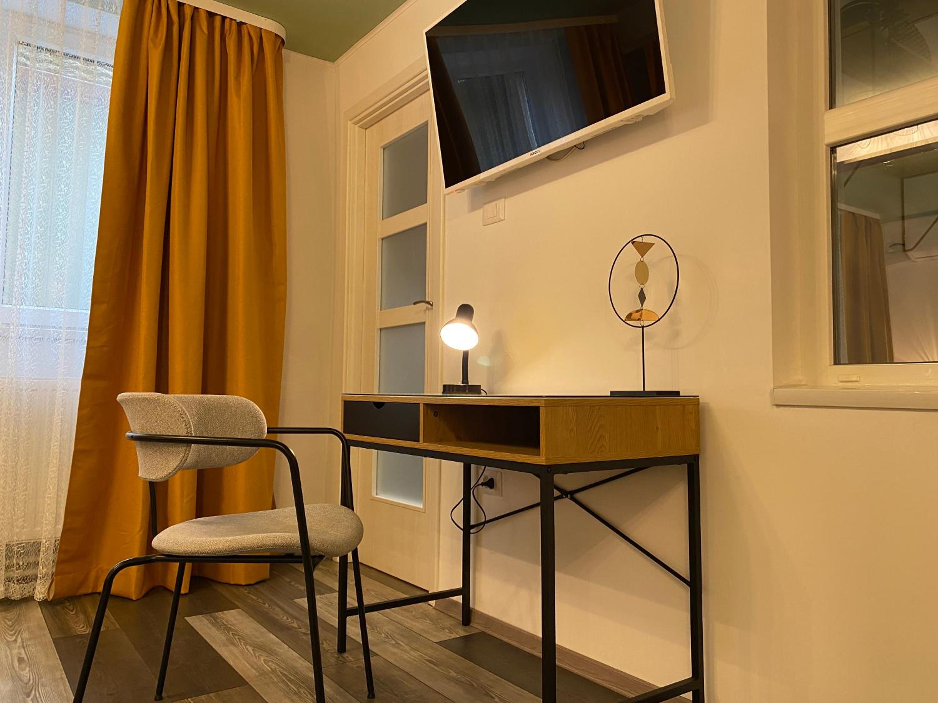 One-Bedroom Apartment - Photo 7