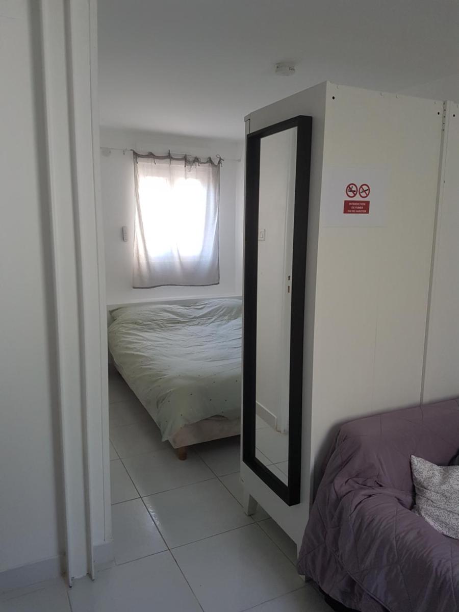 One-Bedroom Apartment photo 3