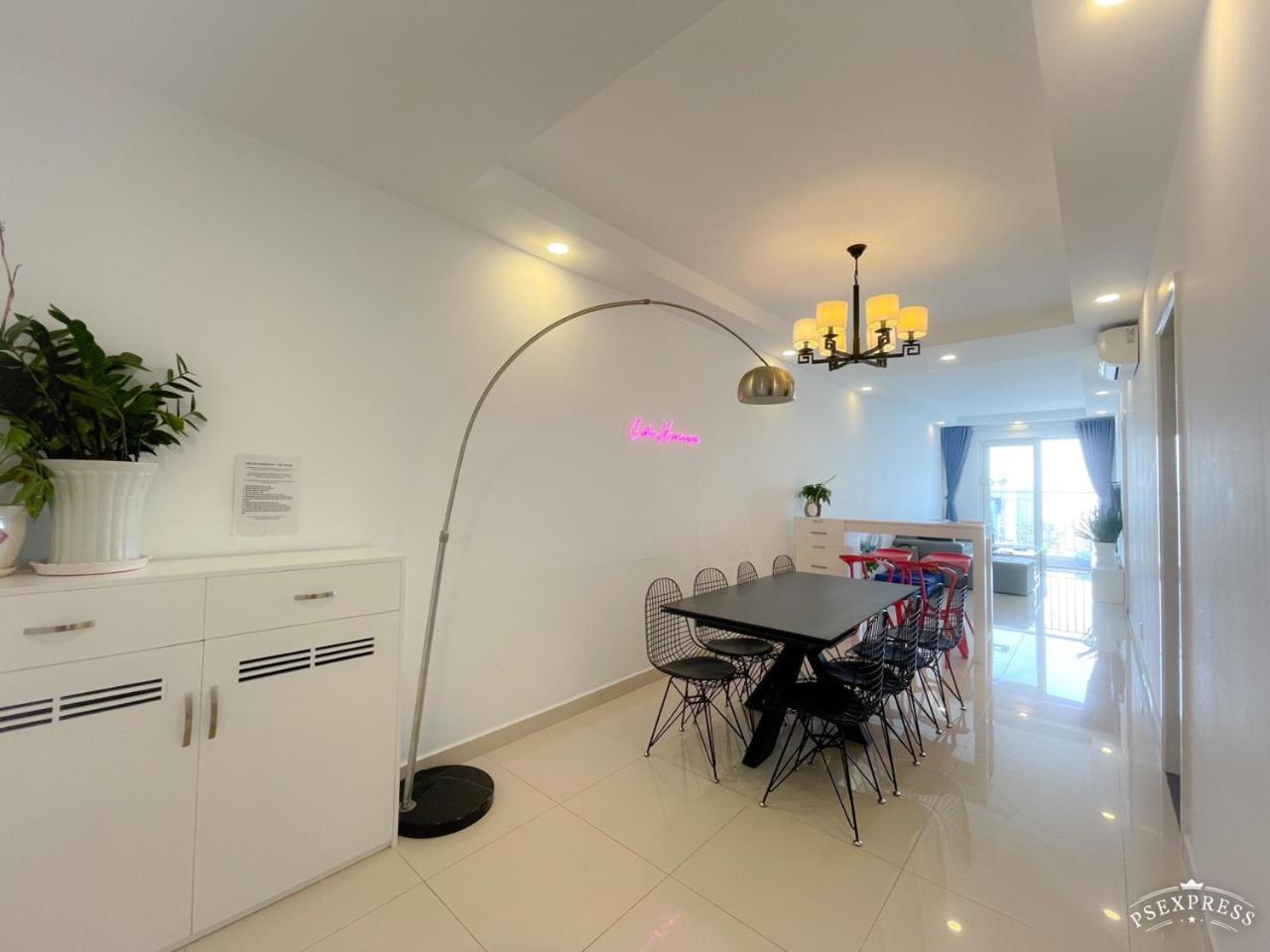 One-Bedroom Apartment - Photo 9